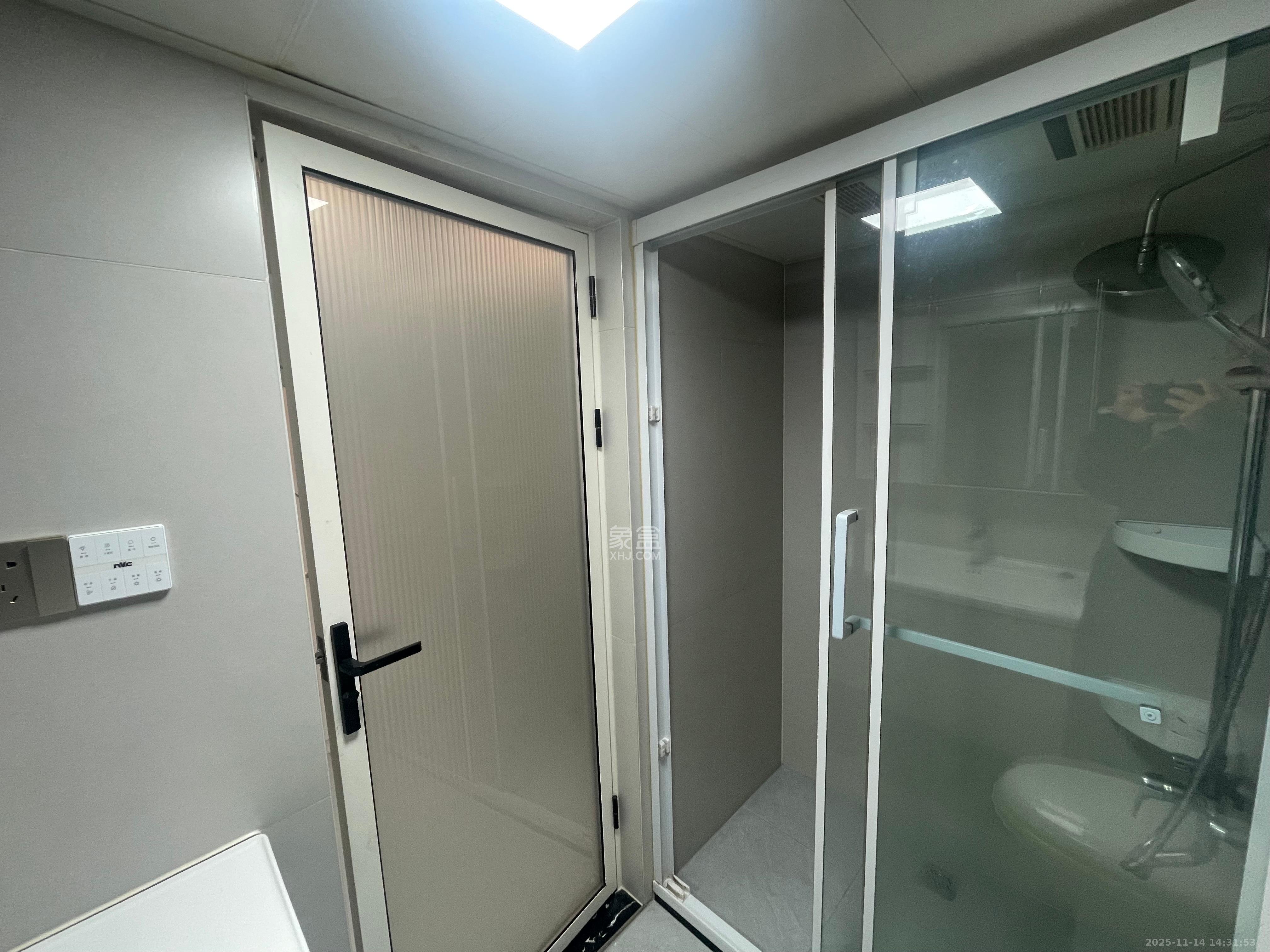 金地兰亭樾 2室1厅2卫 1800.0元/月 金地兰亭樾 2室1厅2卫 1800.0元/月室内图