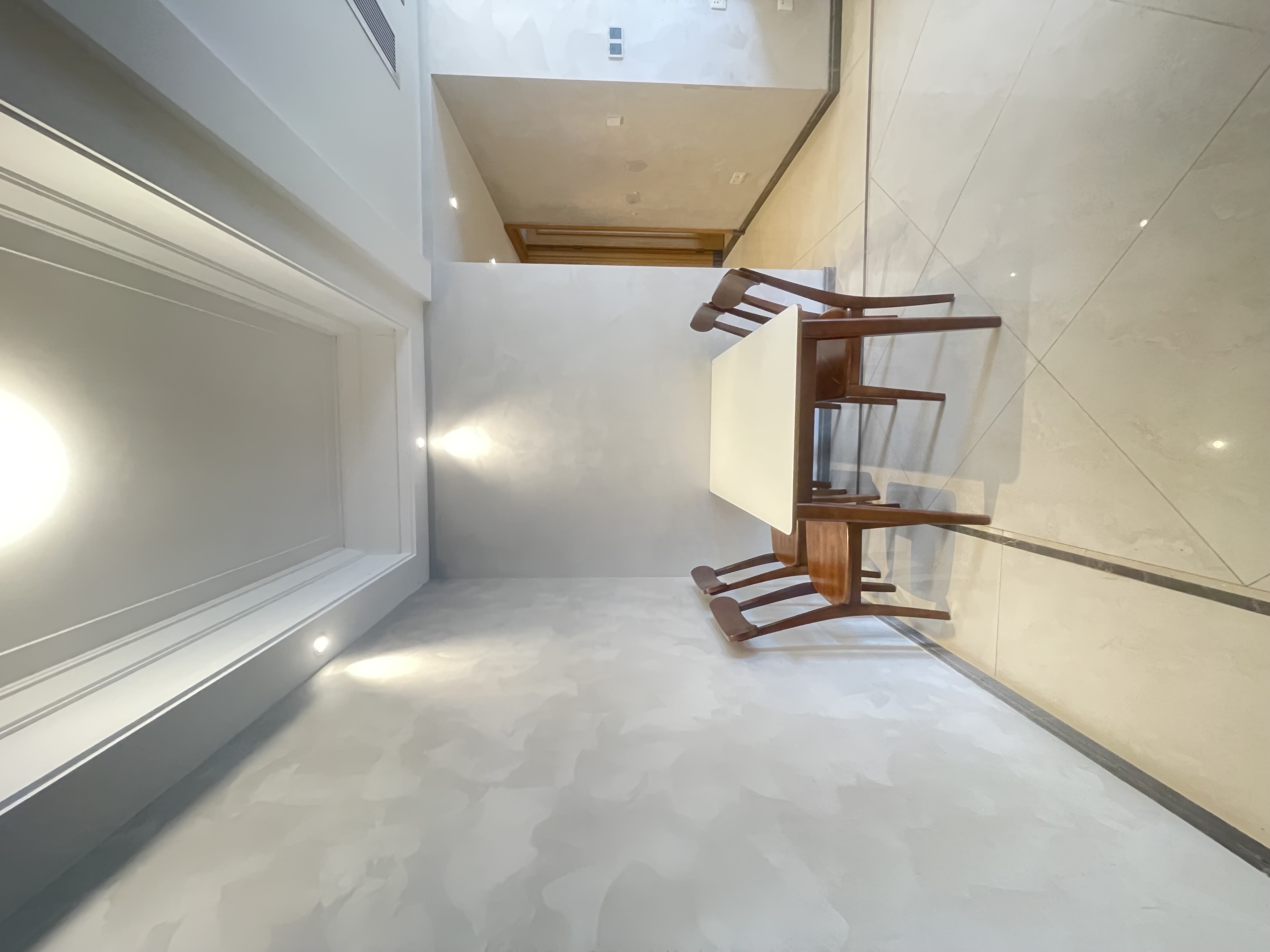 龙兴公馆  3室2厅2卫    4800.0元/月室内图