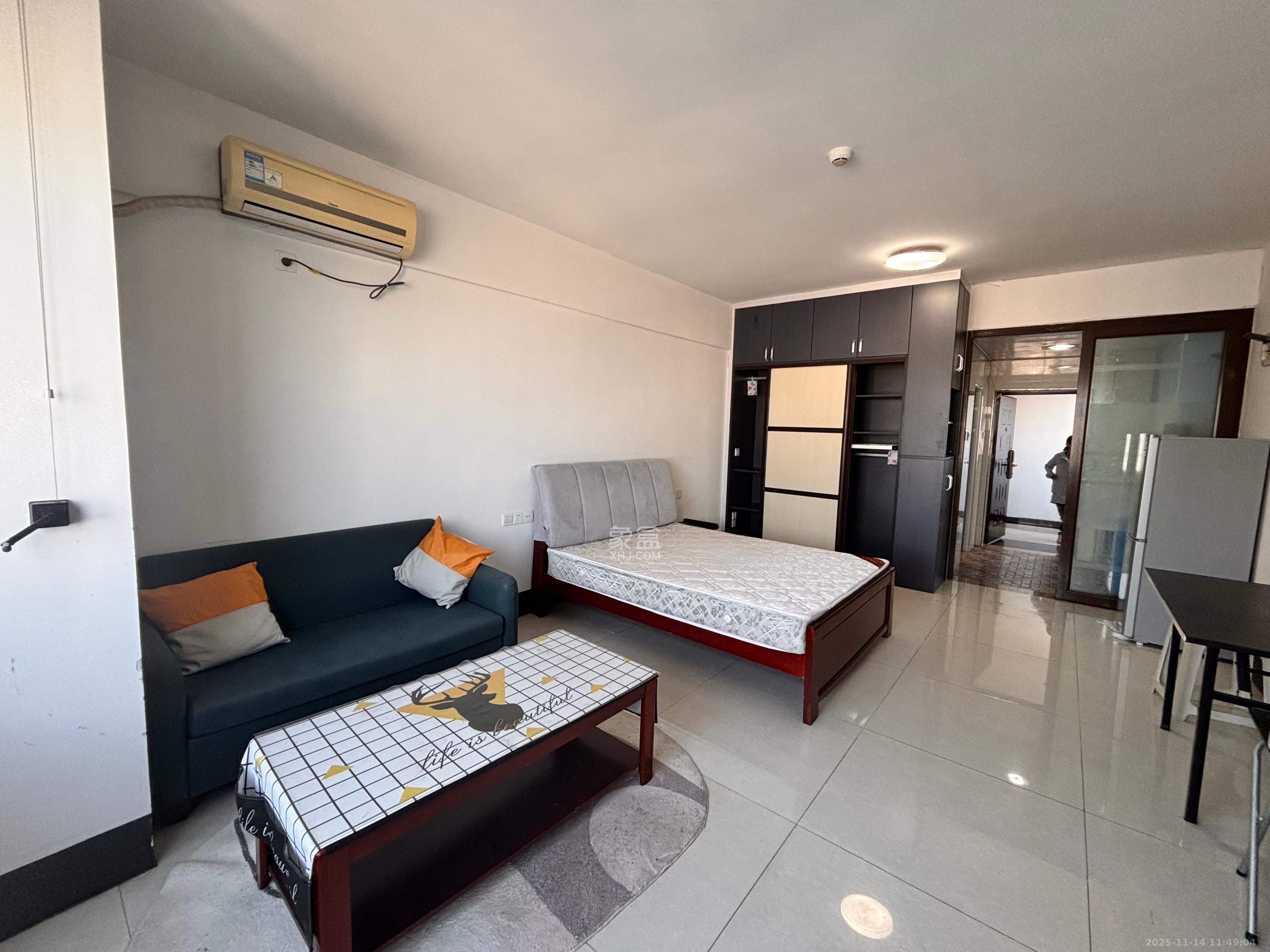 越界(天佑国际大厦) 1室1厅1卫 1600.0元/月 越界(天佑国际大厦) 1室1厅1卫 1600.0元/月室内图