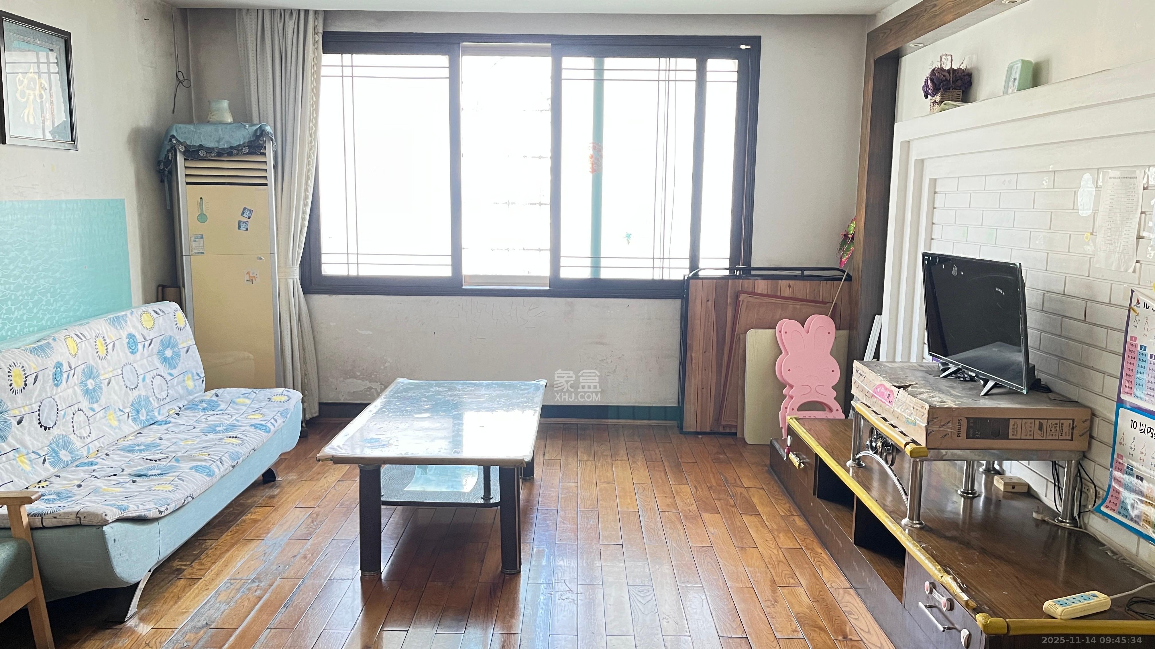 林机厂宿舍  2室2厅1卫    1900.0元/月