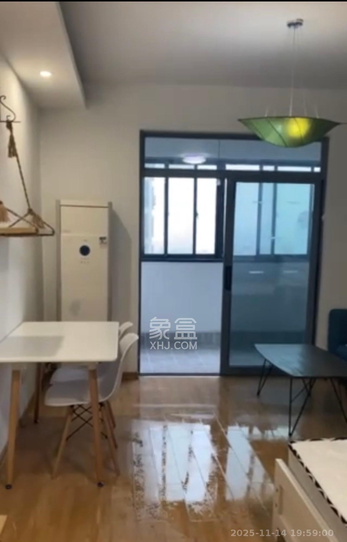 人瑞潇湘国际  1室1厅1卫    1700.0元/月室内图