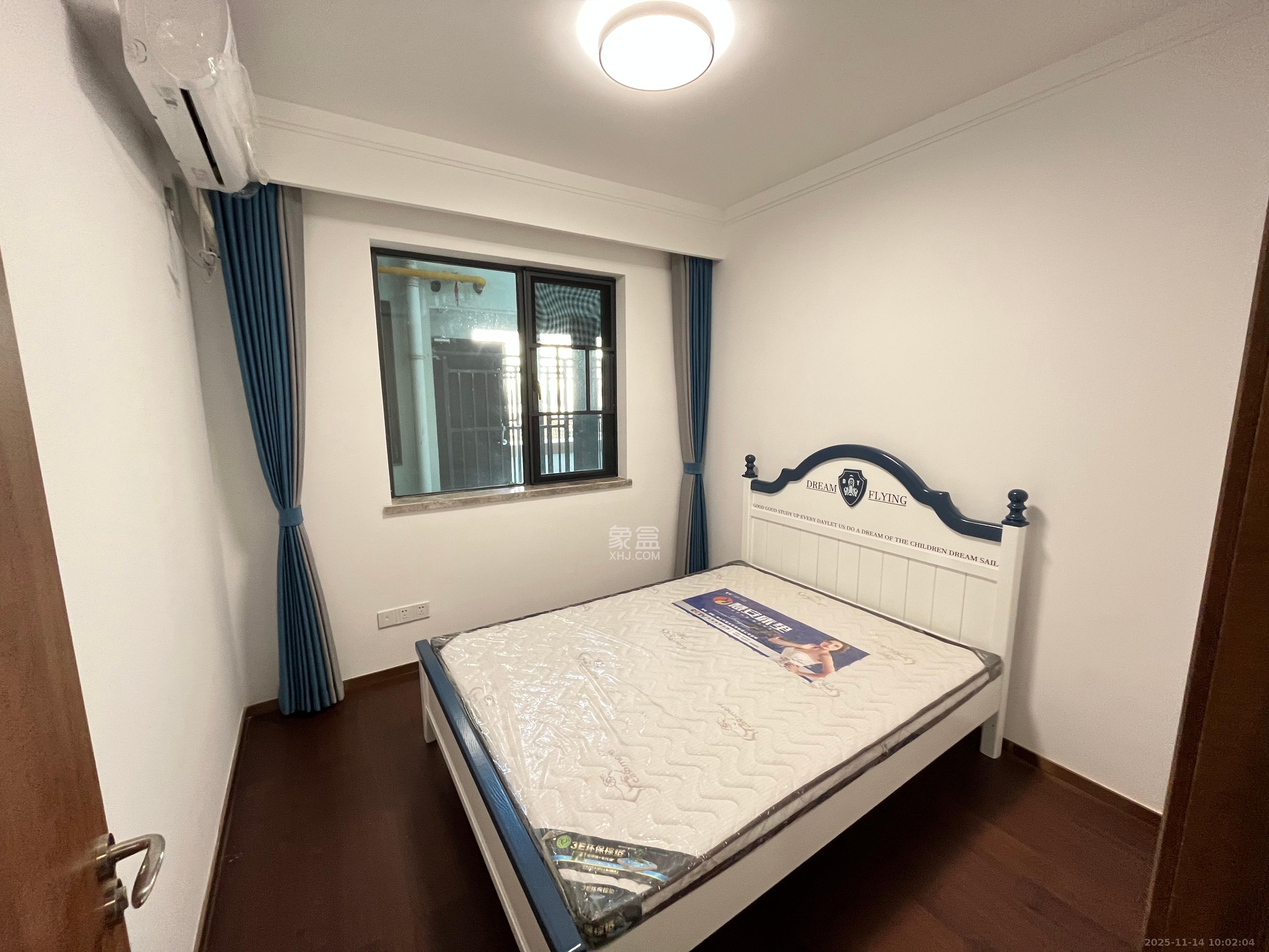 旭辉都会山  3室2厅2卫    4000.0元/月室内图