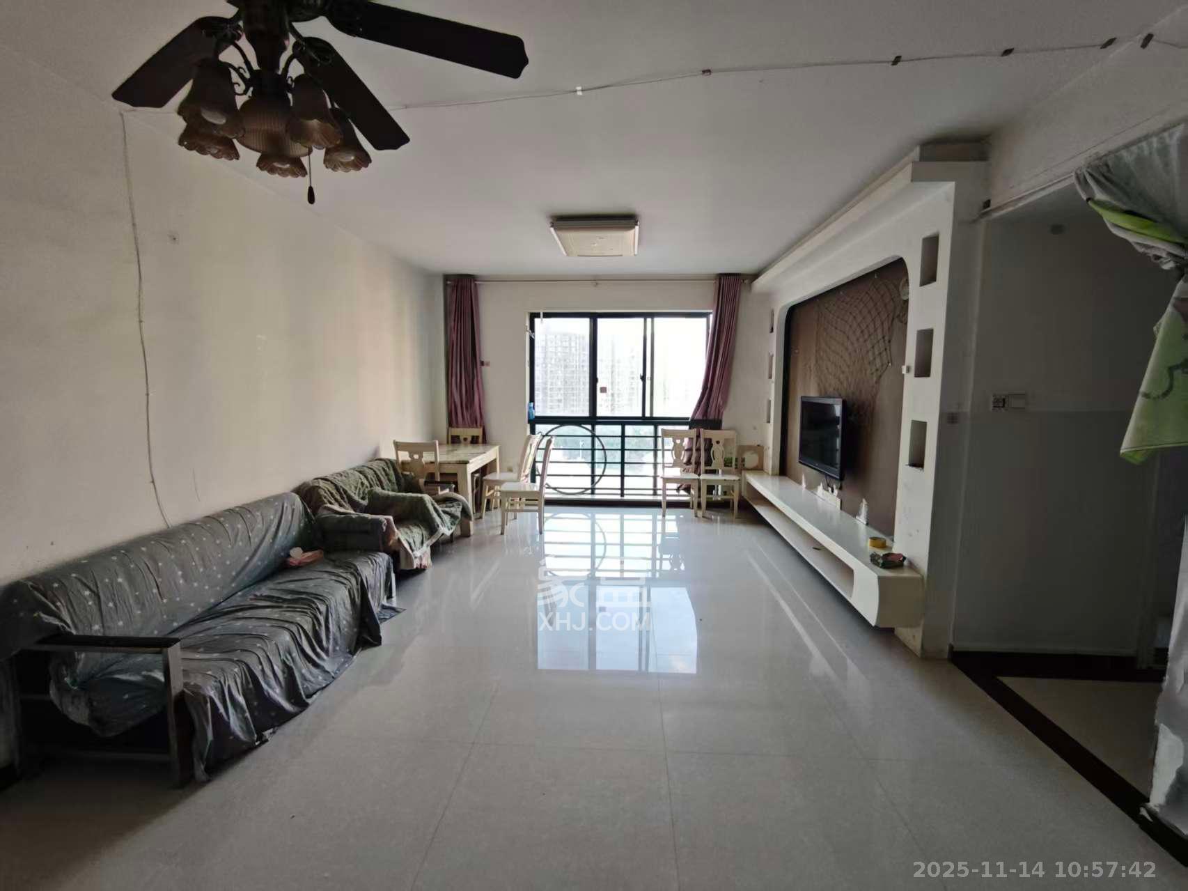 华盛世纪新城 4室2厅2卫 2400.0元/月 华盛世纪新城 4室2厅2卫 2400.0元/月室内图