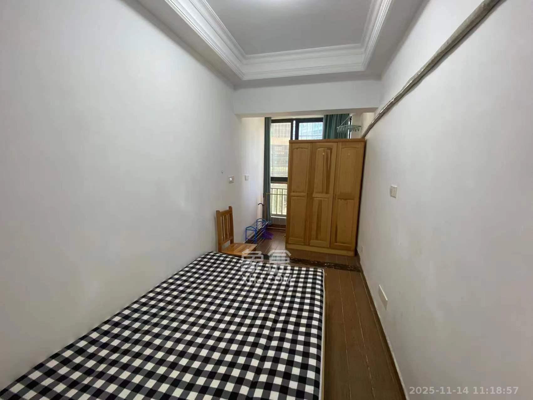 七彩丽都  2室1厅1卫    1600.0元/月室内图