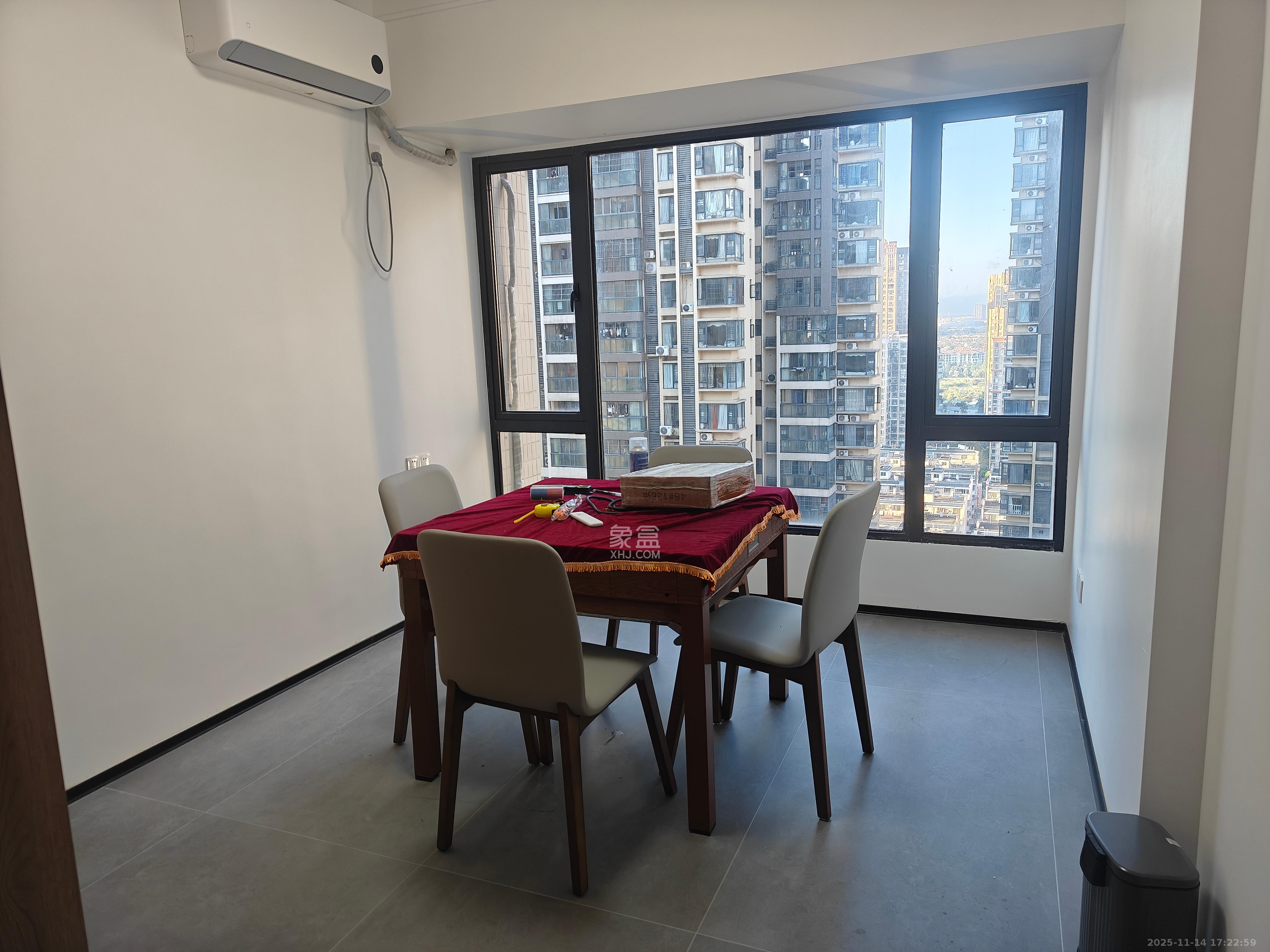 蓝山郡 4室2厅2卫 3500.0元/月 蓝山郡 4室2厅2卫 3500.0元/月室内图