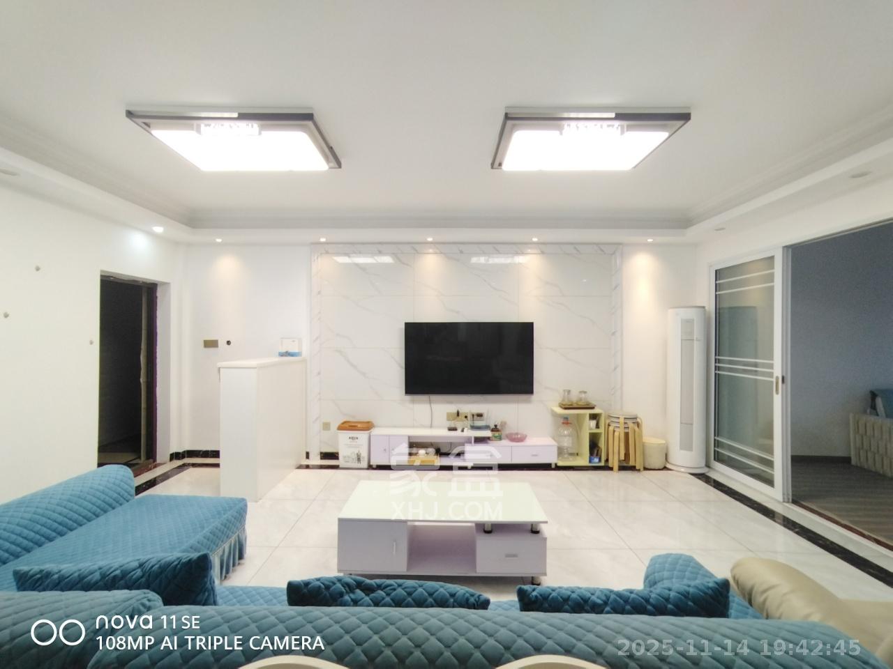 才子城 3室2厅2卫 1700.0元/月 才子城 3室2厅2卫 1700.0元/月室内图