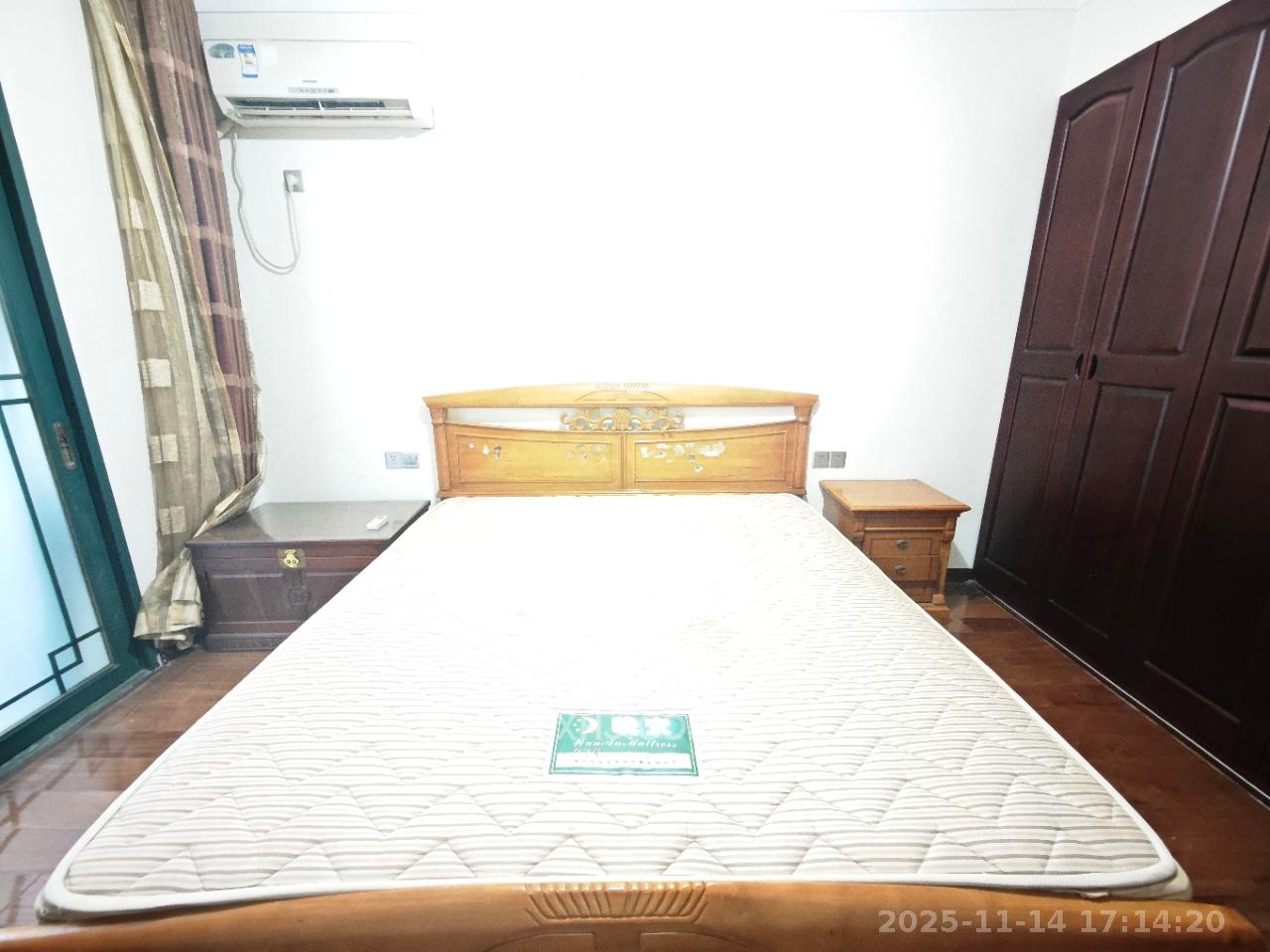 共和世家  4室2厅2卫    4000.0元/月室内图