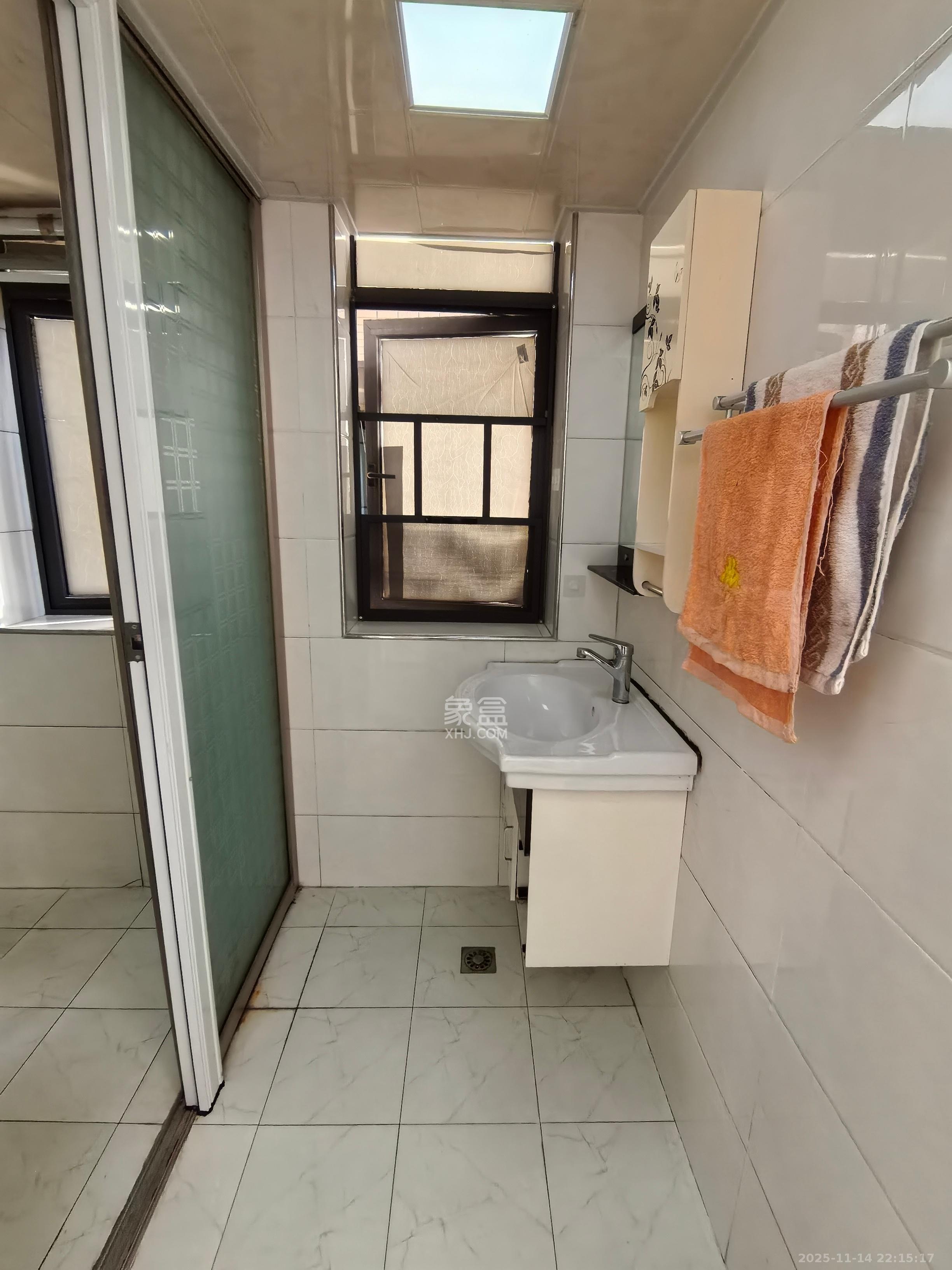 茶山馨苑 2室2厅1卫 2400.0元/月 茶山馨苑 2室2厅1卫 2400.0元/月室内图