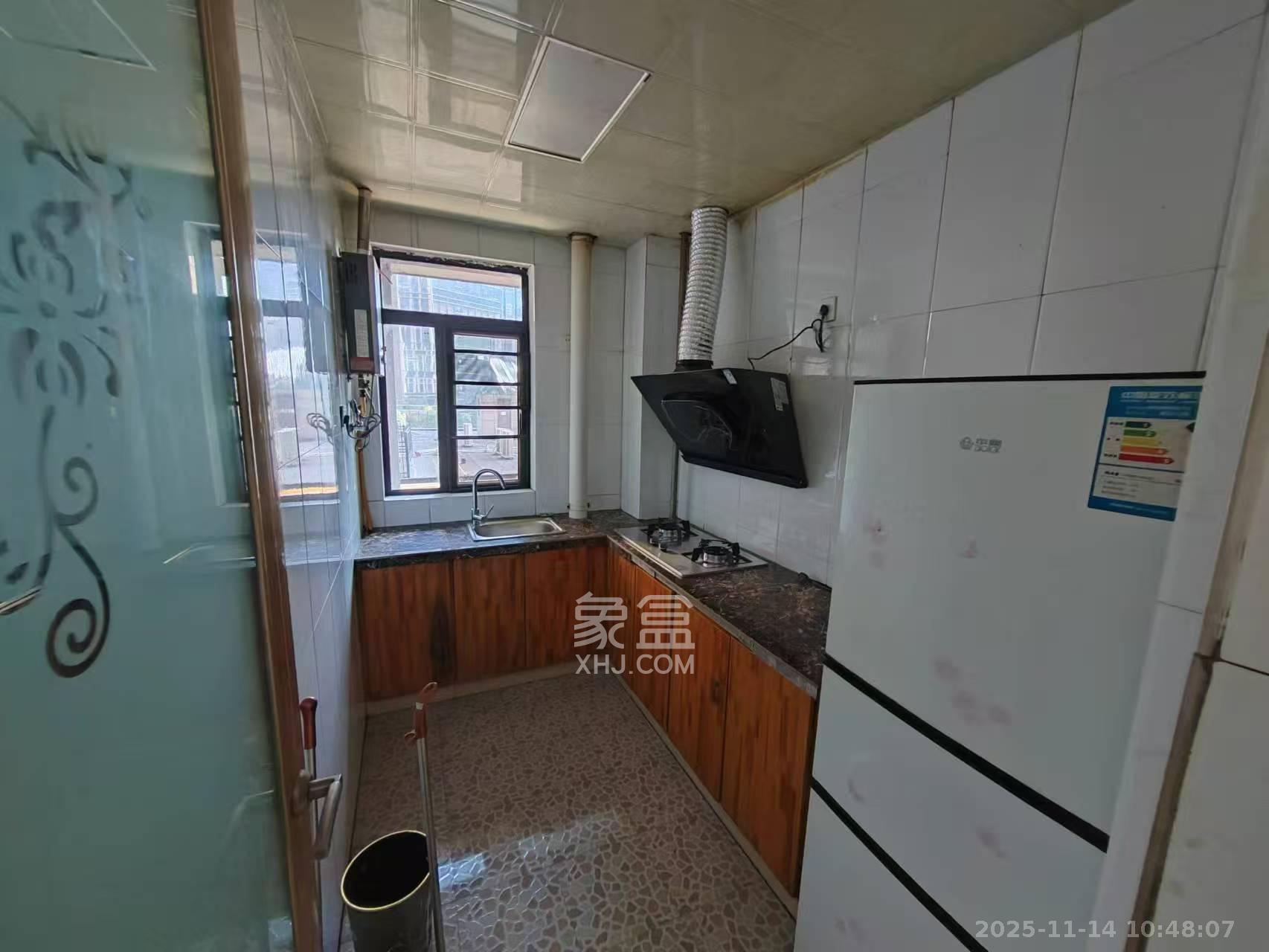 湘域城邦（湘域国际中心）  2室1厅1卫    3000.0元/月室内图