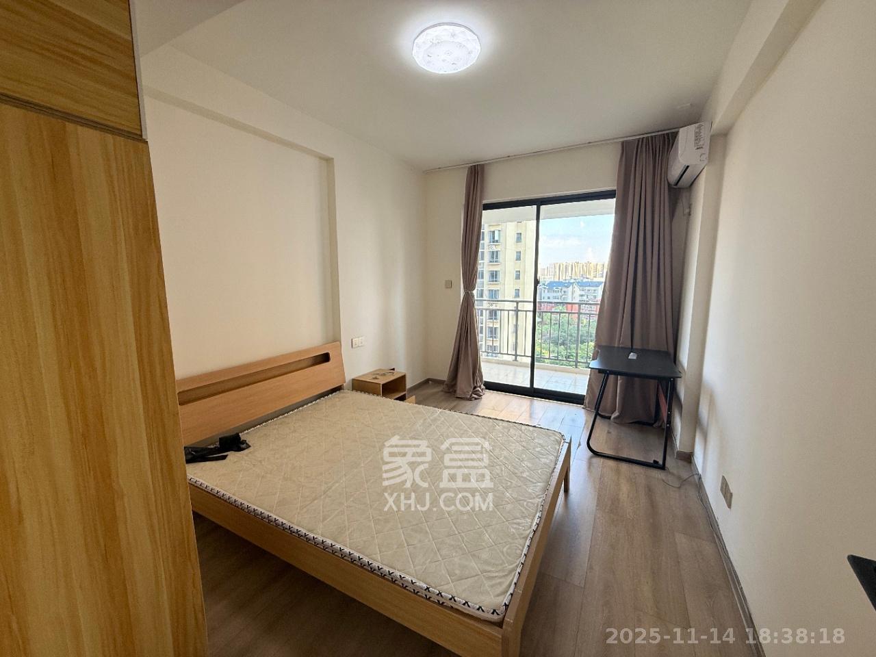 轻盐阳光CEO(轻盐雅苑)(轻奢时代)  3室1厅2卫    2700.0元/月室内图