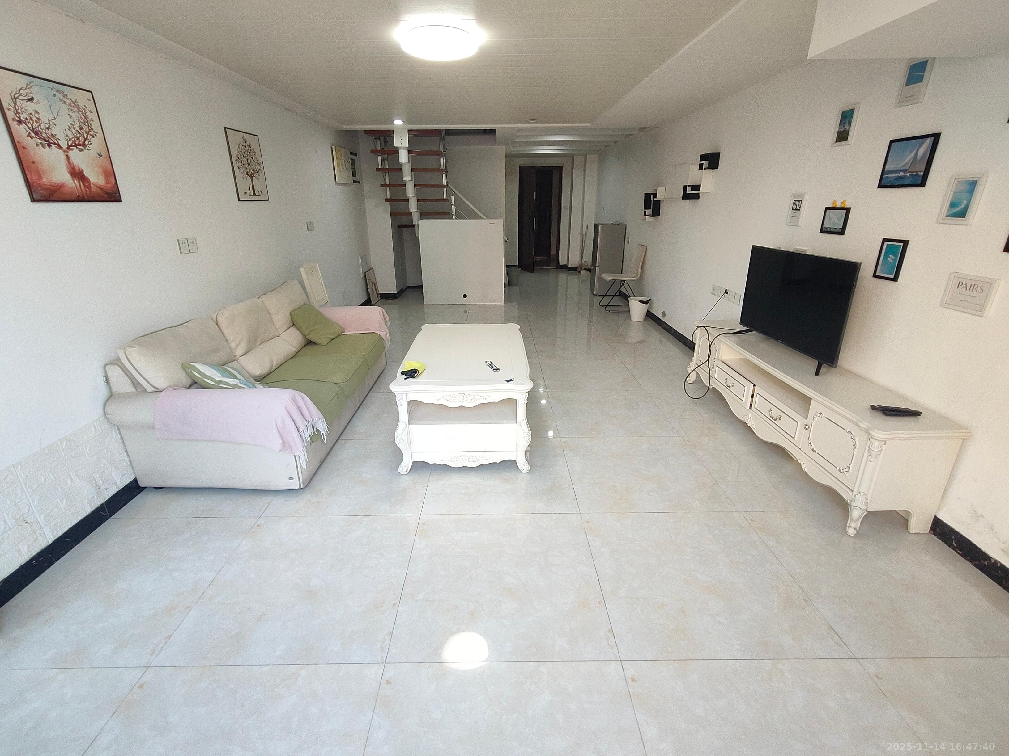 金科时代中心  1室1厅1卫    1500.0元/月室内图