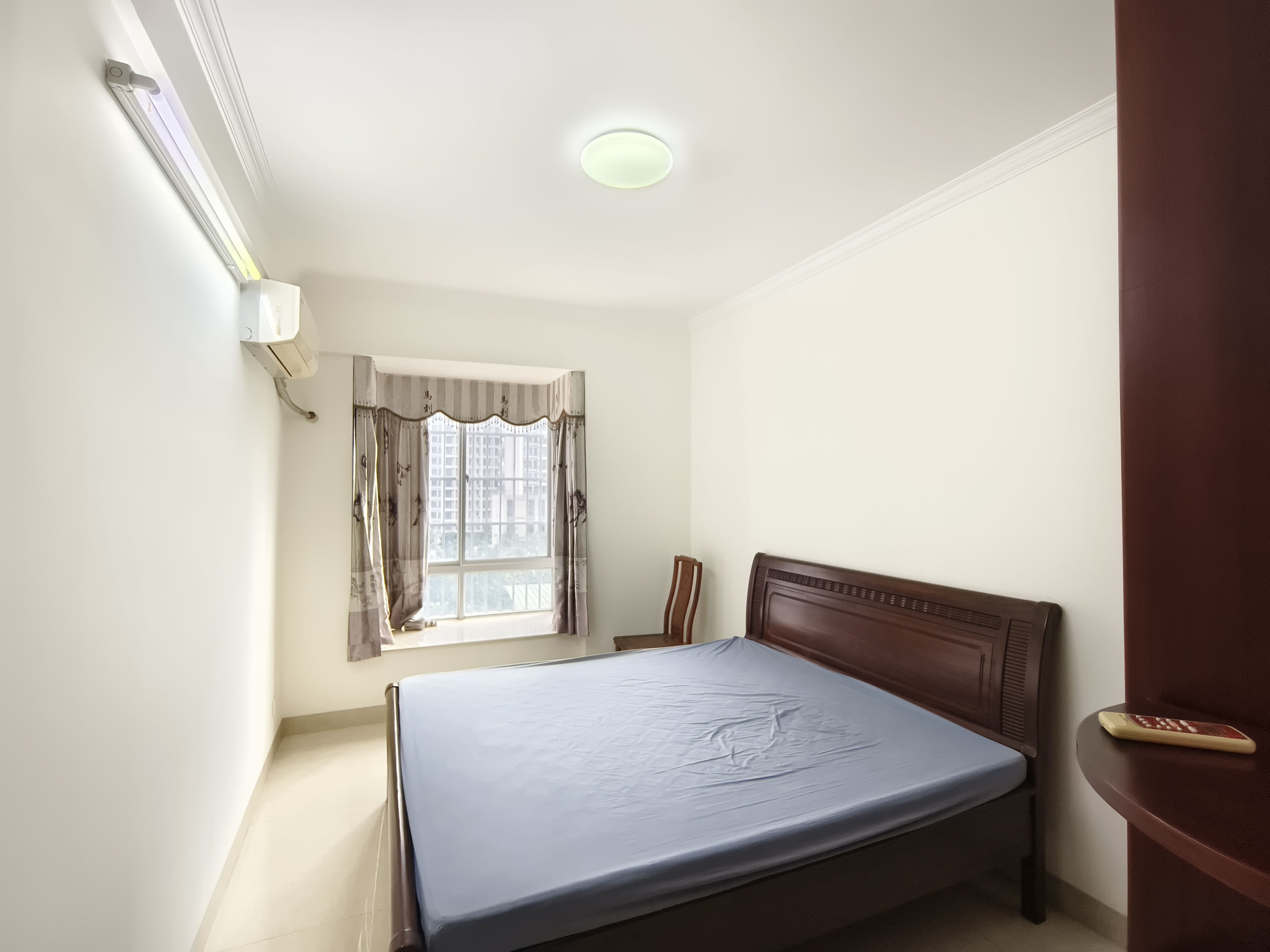 学苑公寓  3室2厅1卫    3500.0元/月室内图