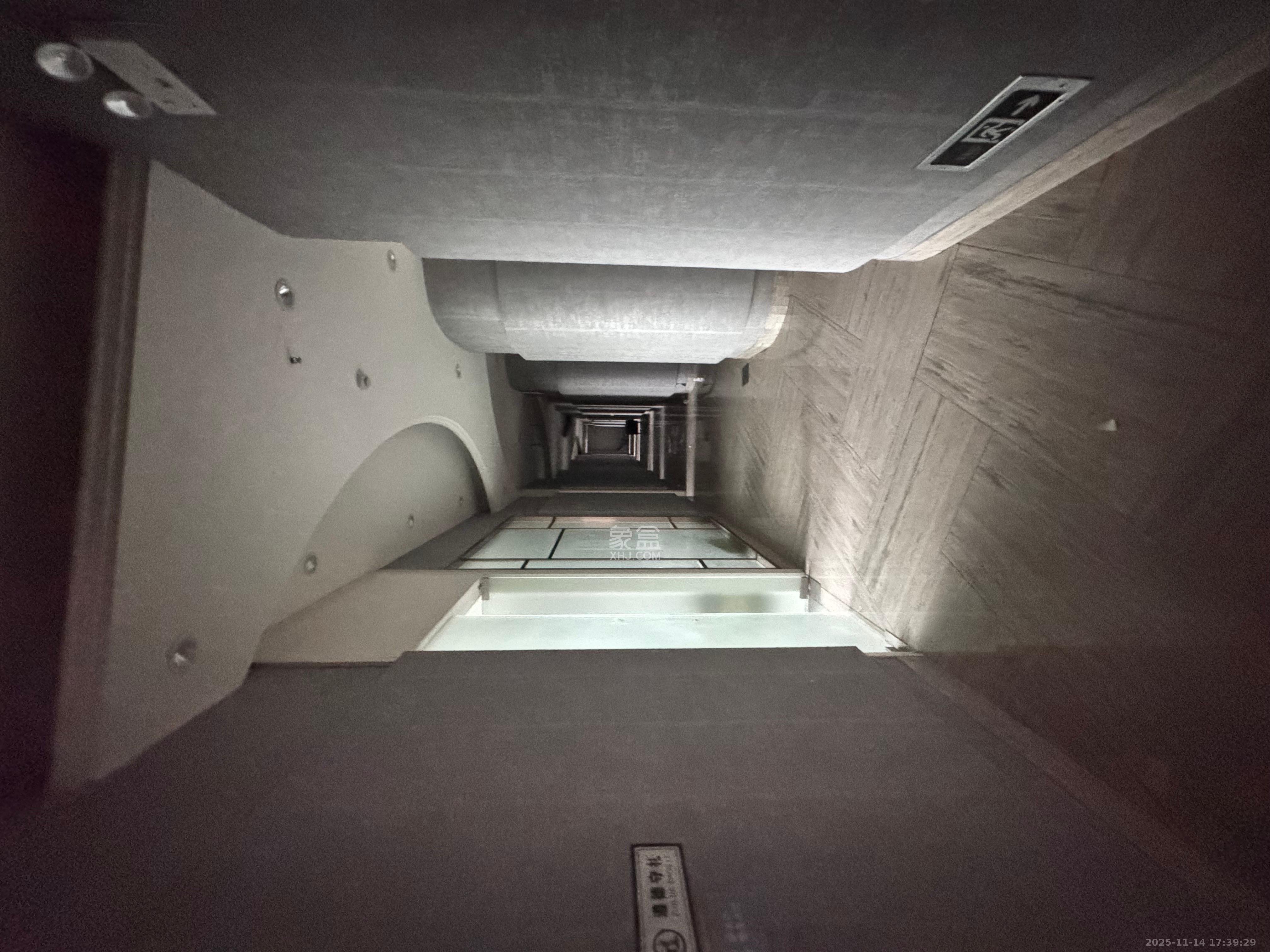 湘农大厦   1059.37㎡      92000.0元/月室内图