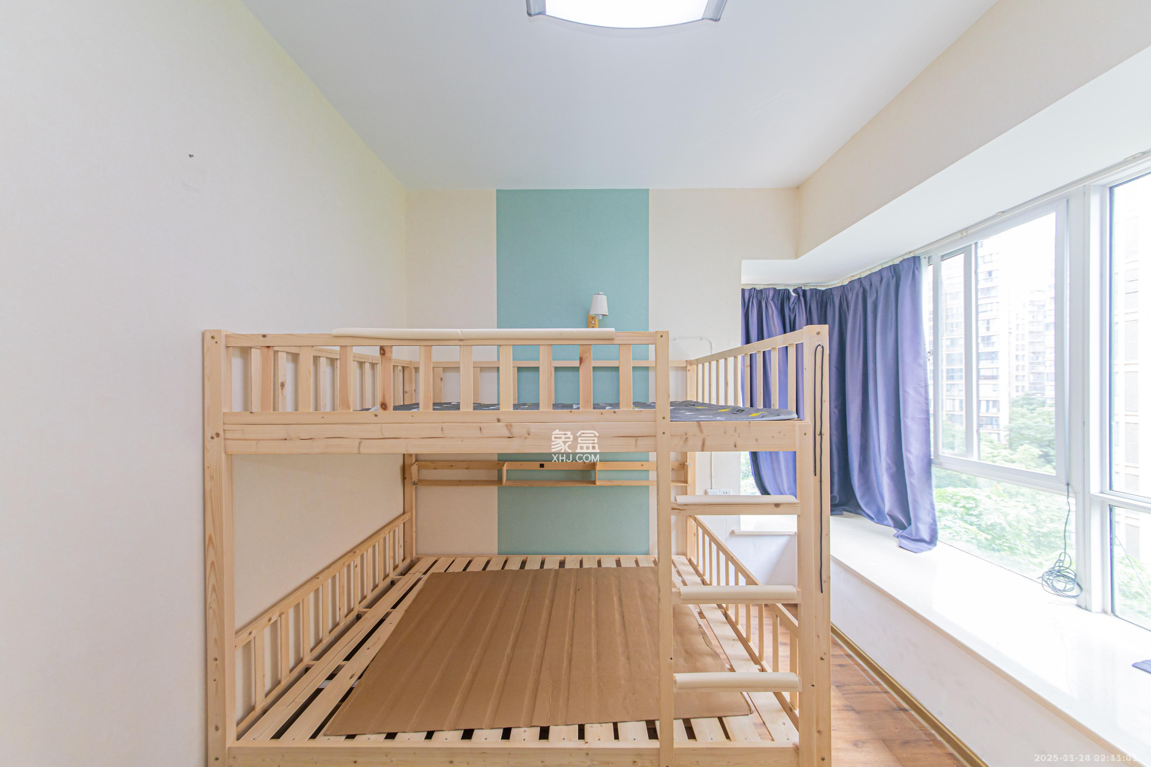 星城荣域  4室2厅1卫    4200.0元/月室内图