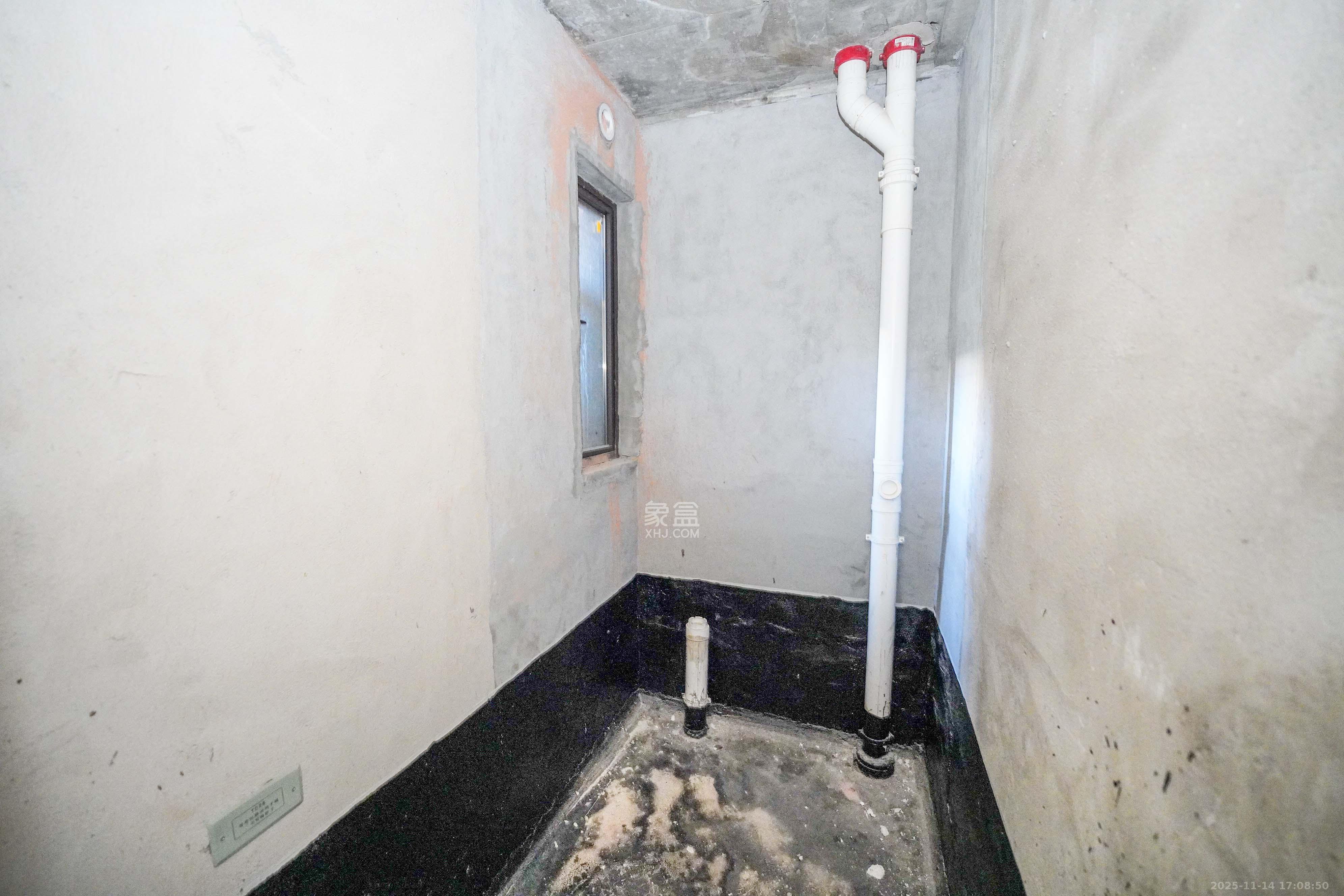 福天藏郡院子  3室2厅2卫    130.0万卫生间