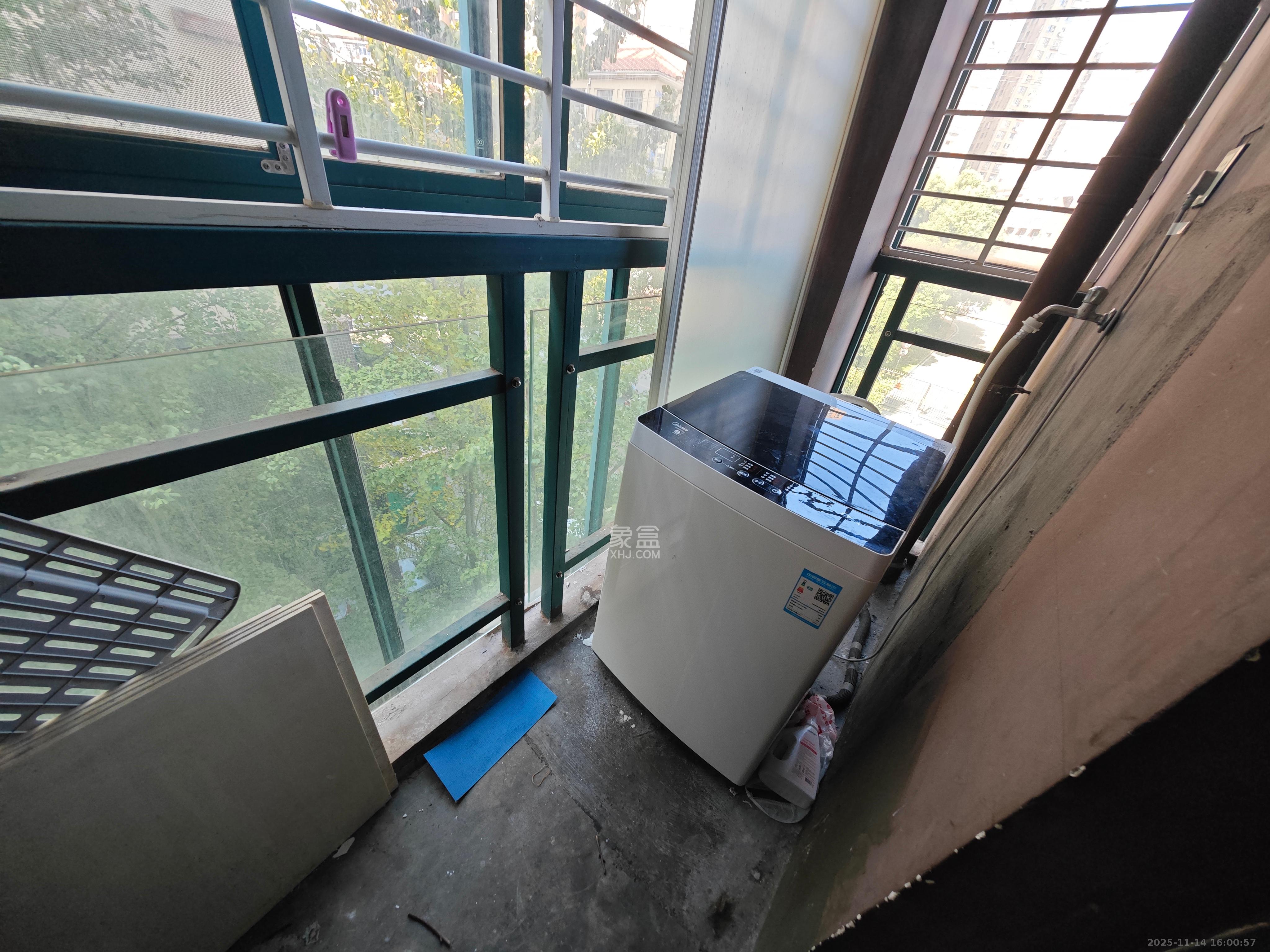 华盛世纪新城 4室2厅2卫 2000.0元/月 华盛世纪新城 4室2厅2卫 2000.0元/月室内图