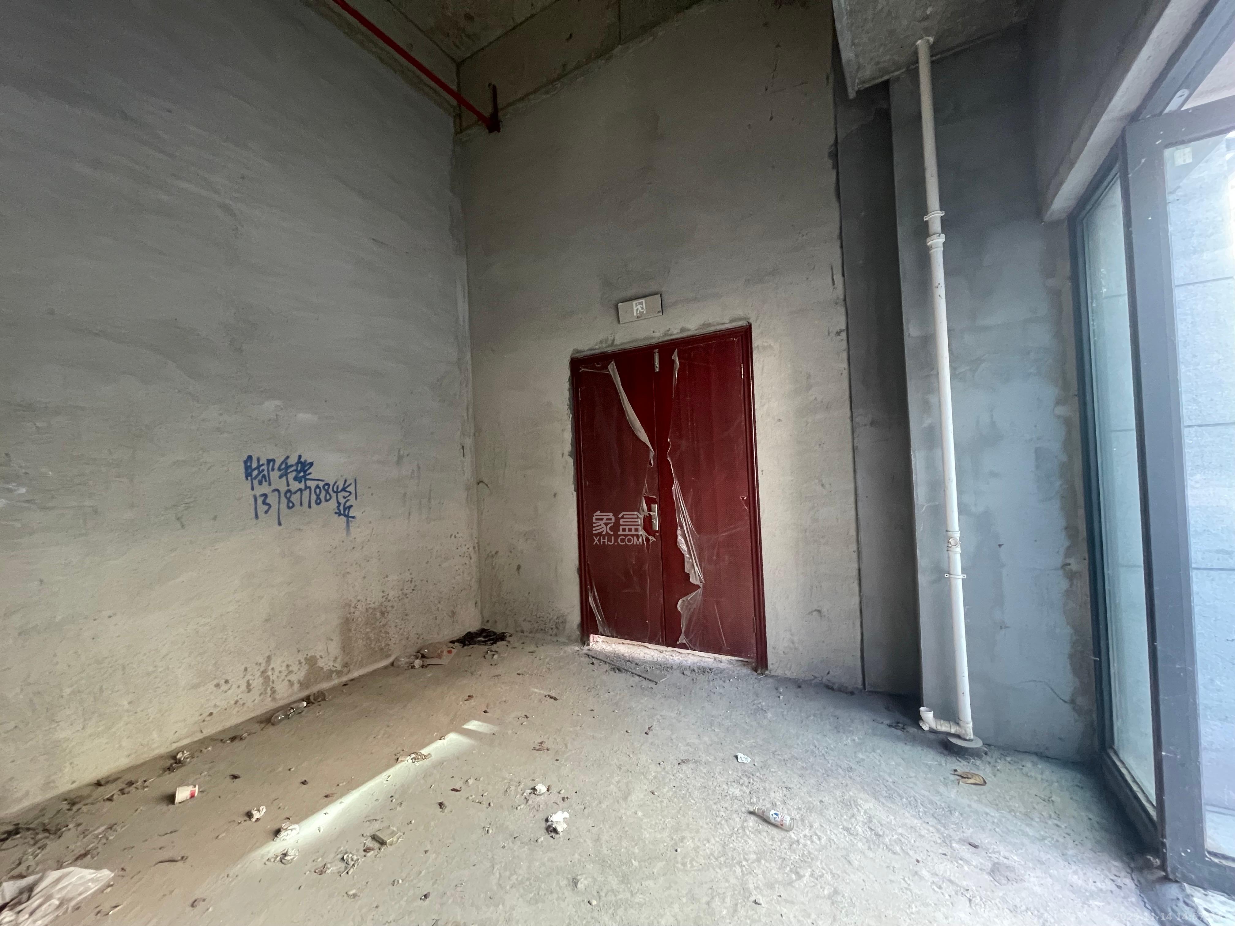 德盛欢乐广场   23.97㎡      680.0元/月室内图