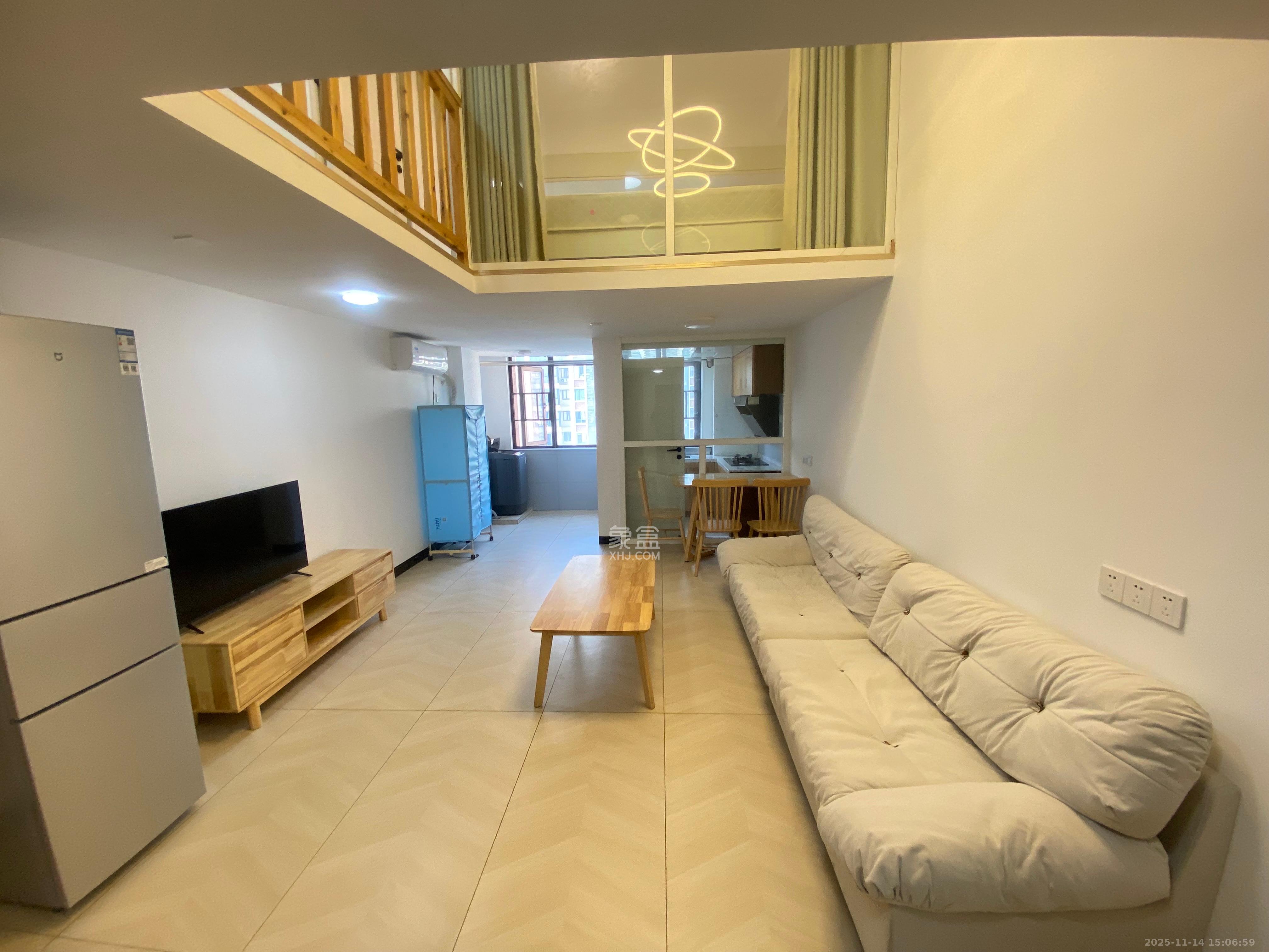 福晟钱隆国际（晟冉景苑）  2室1厅2卫    2200.0元/月室内图