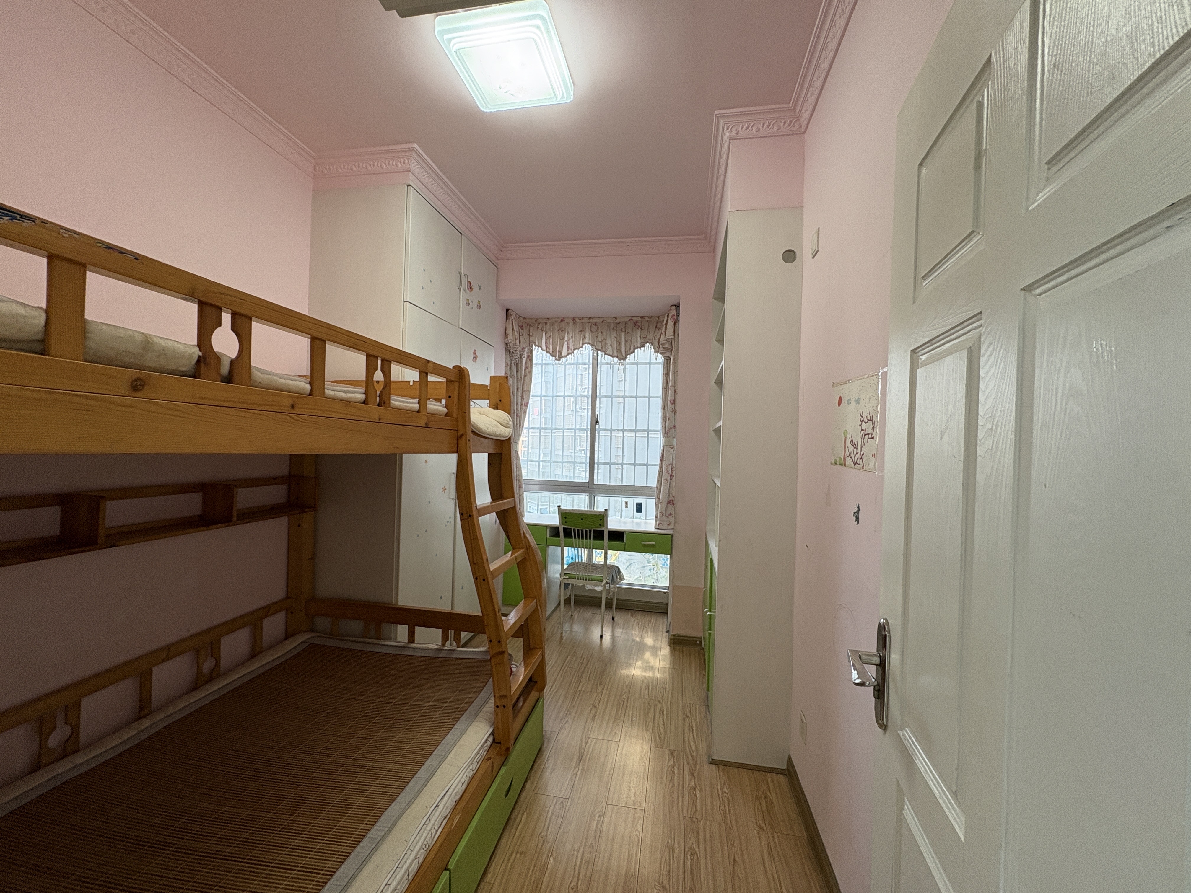 景明佳园 2室2厅1卫 35.8万 景明佳园 2室2厅1卫 35.8万卧室