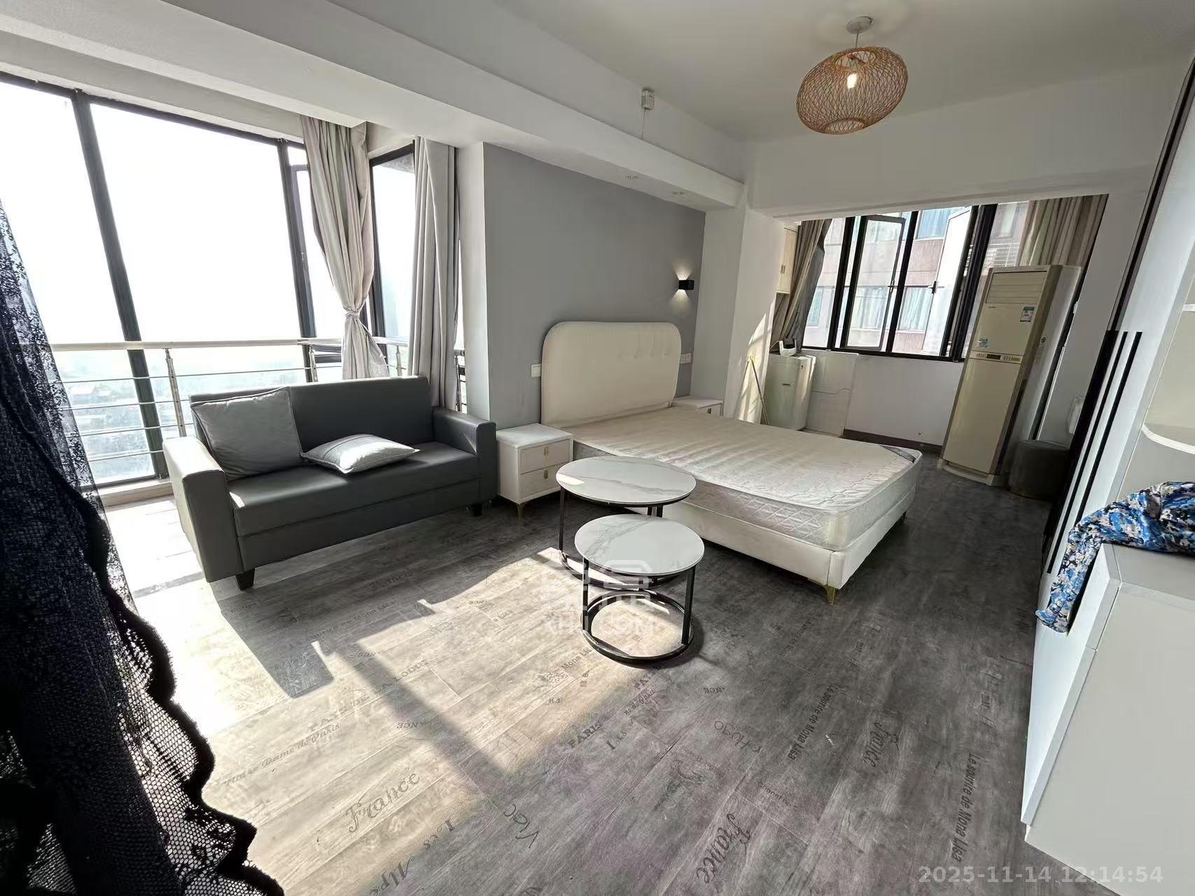 印象天心  1室1厅1卫    2000.0元/月