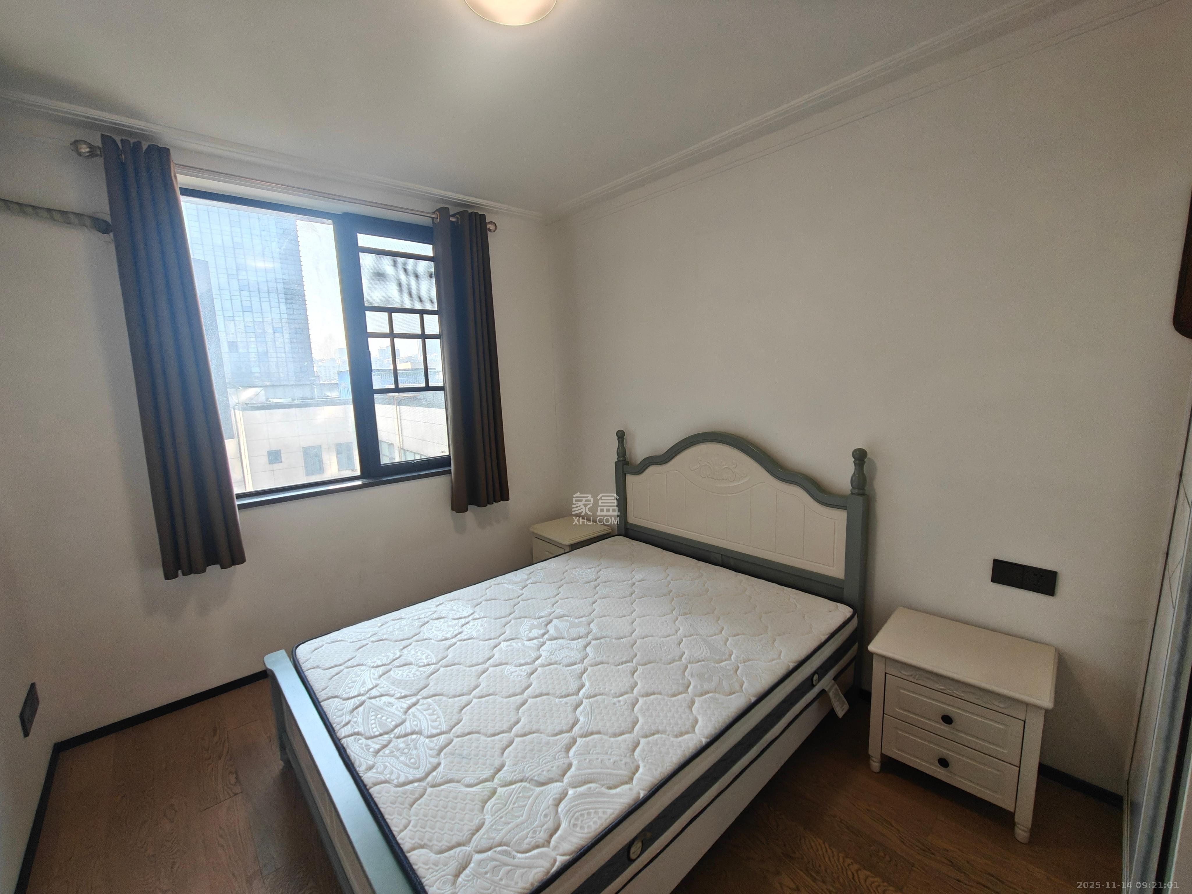 万科金域蓝湾  4室2厅2卫    4100.0元/月室内图