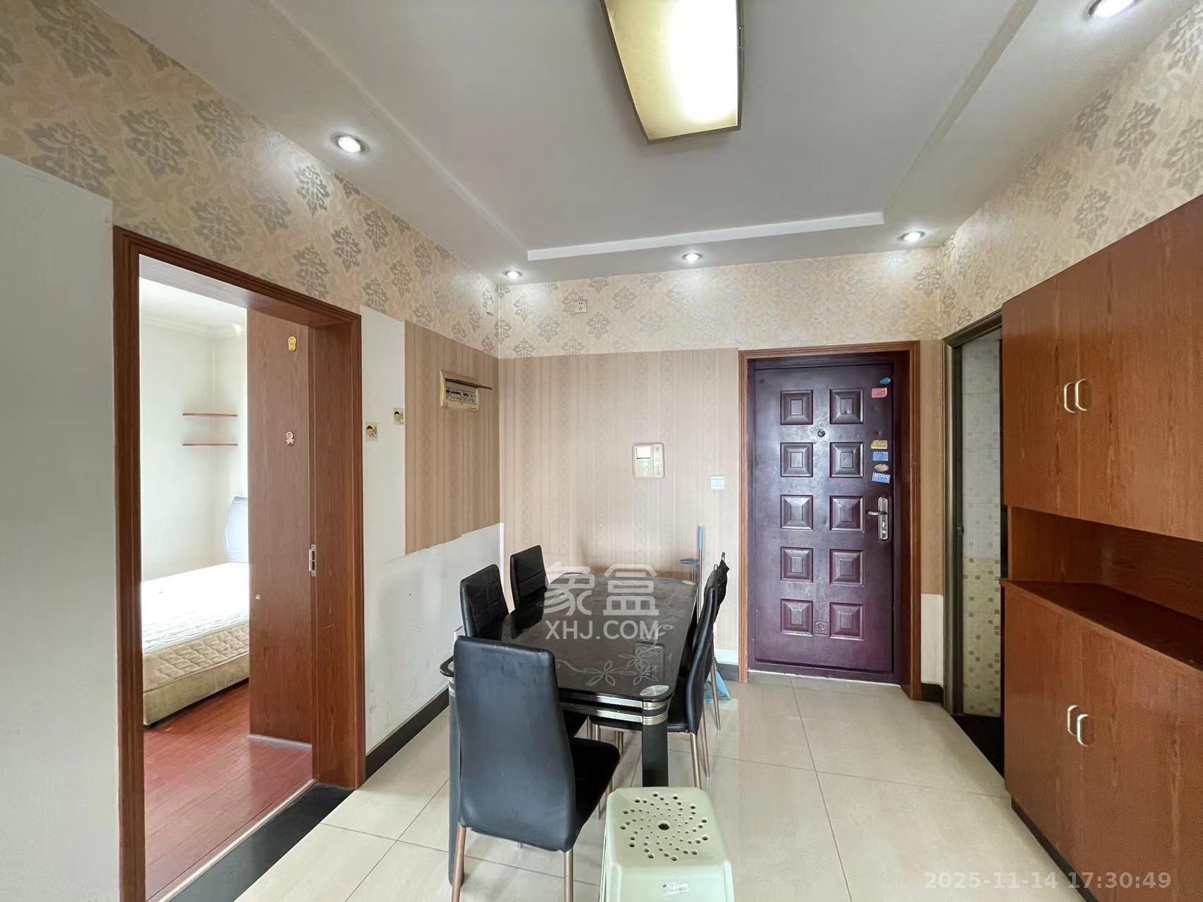 海林馨香雅苑  3室2厅1卫    2000.0元/月室内图