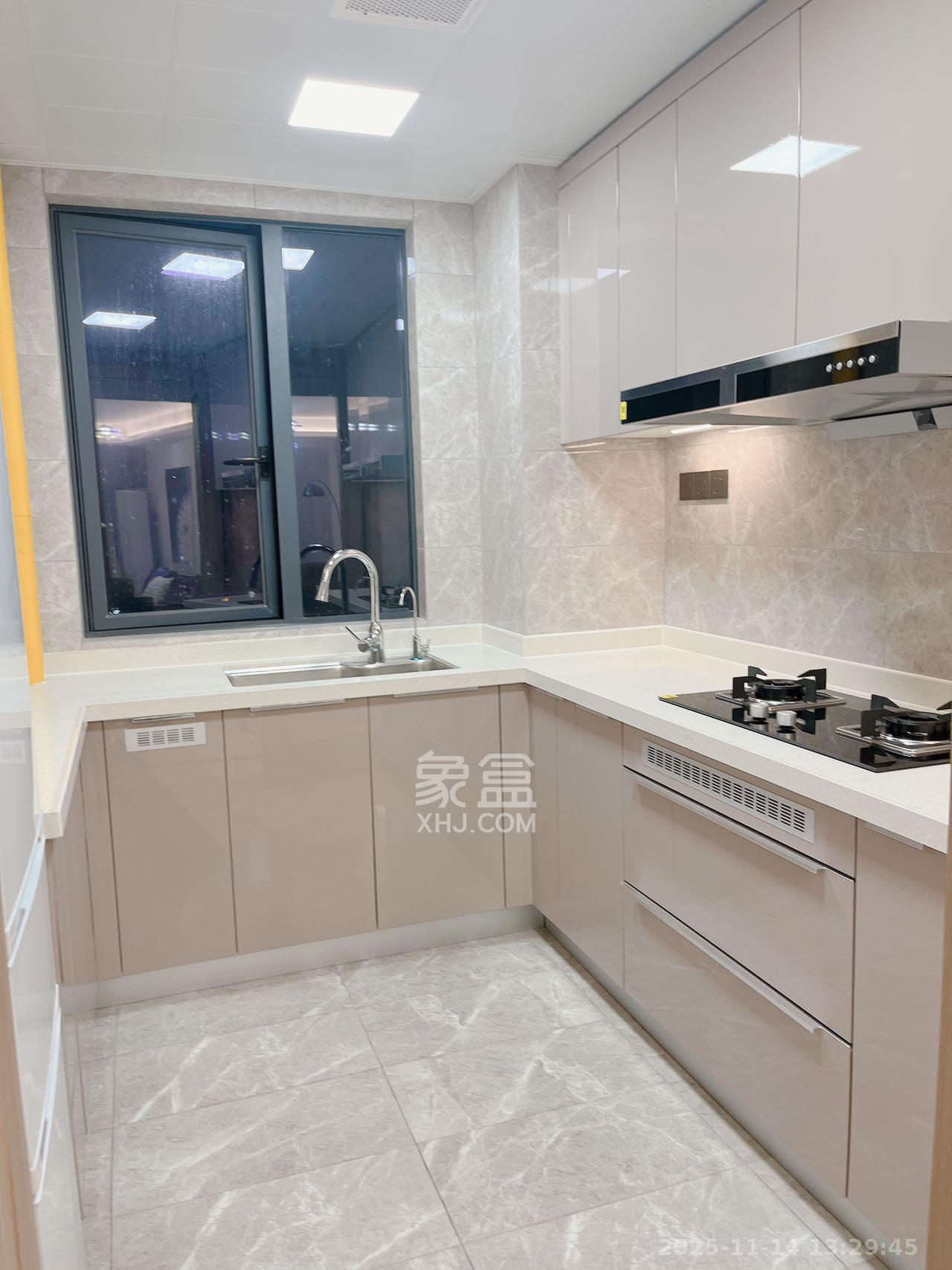 旭辉雨花郡  4室2厅2卫    5500.0元/月室内图