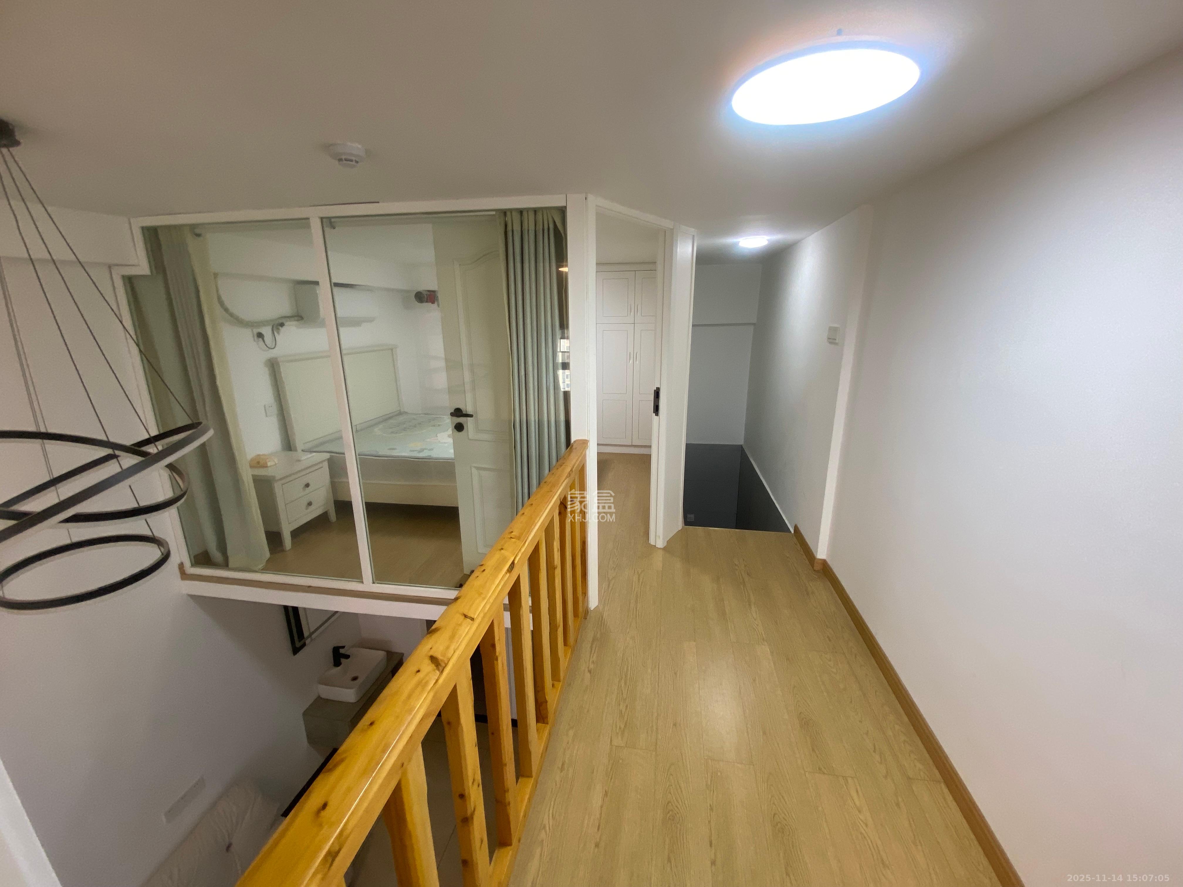 福晟钱隆国际（晟冉景苑）  2室1厅2卫    2200.0元/月室内图