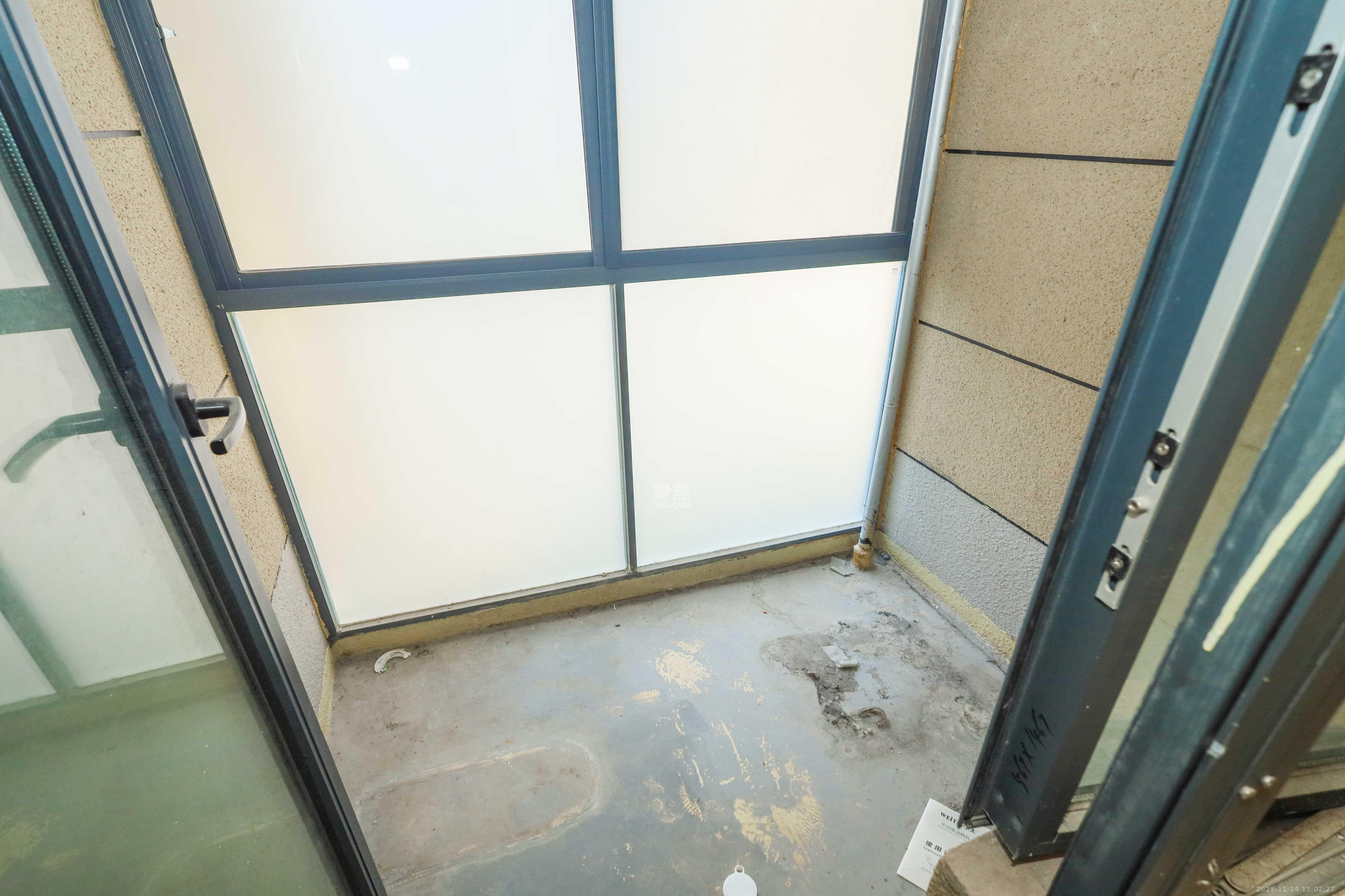 骑龙大街（骑龙苑）  3室2厅2卫    78.0万阳台