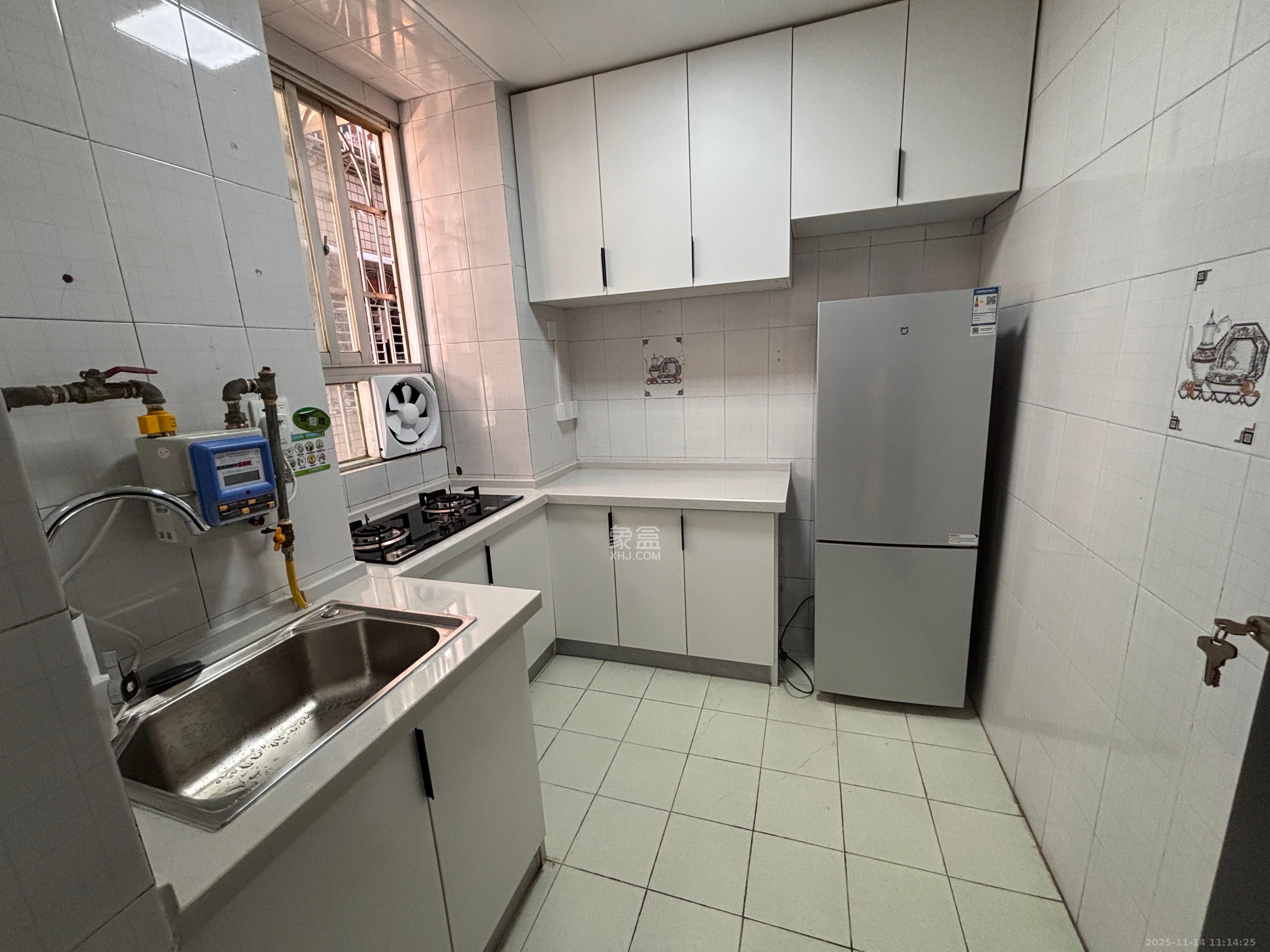 天龙花园 2室2厅1卫 2500.0元/月 天龙花园 2室2厅1卫 2500.0元/月室内图