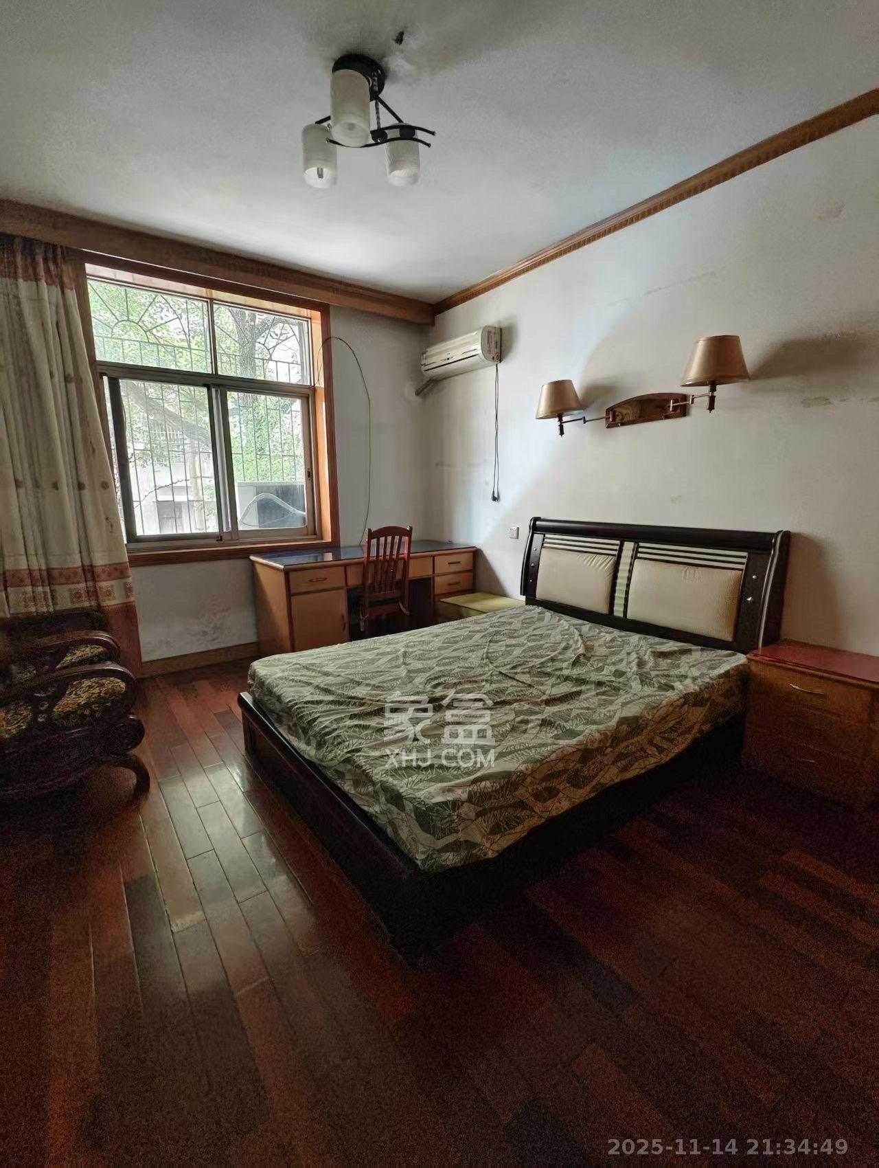 人民新村  2室1厅1卫    2000.0元/月室内图