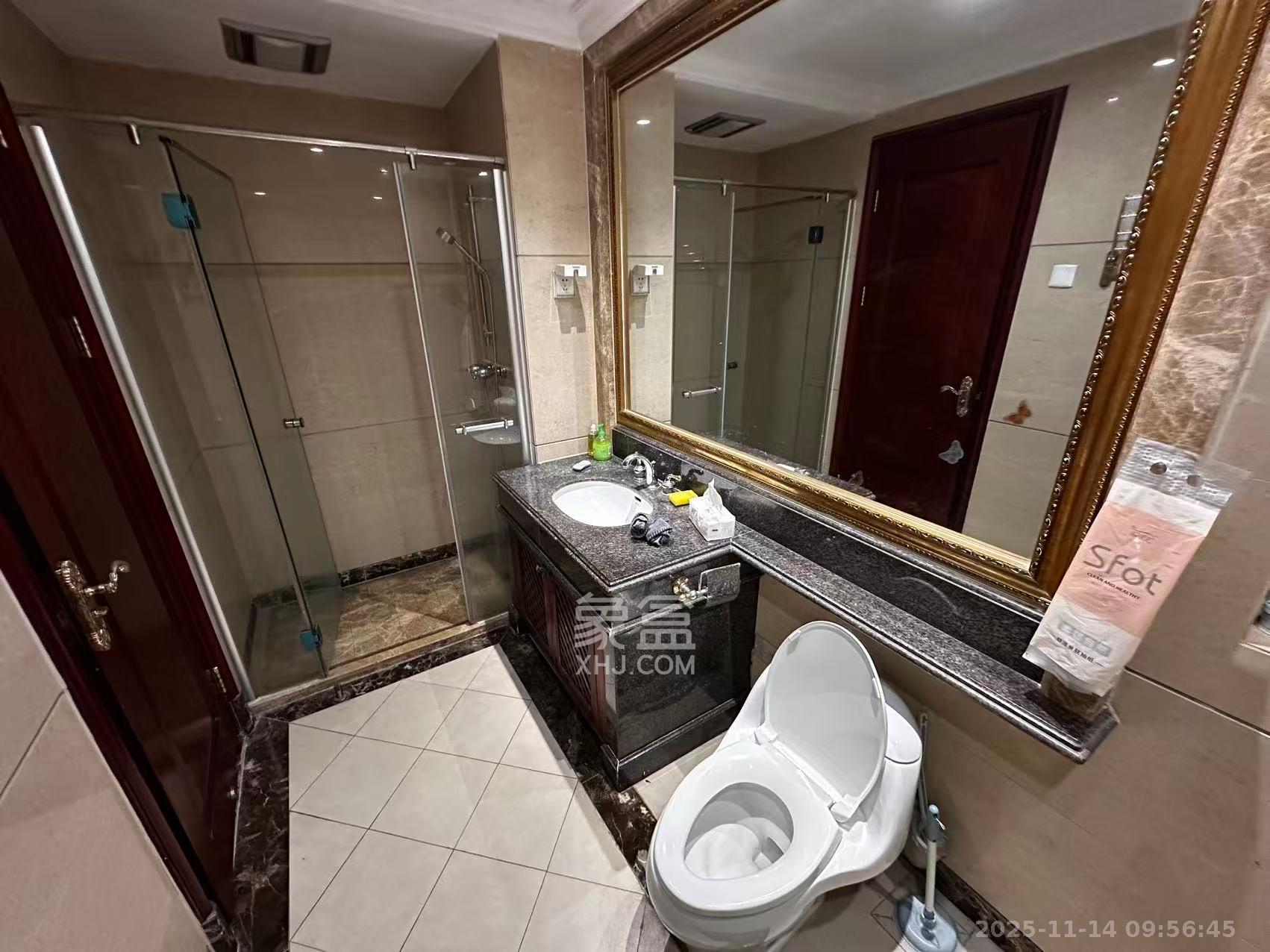 恒大雅苑 4室2厅2卫 4500.0元/月 恒大雅苑 4室2厅2卫 4500.0元/月室内图