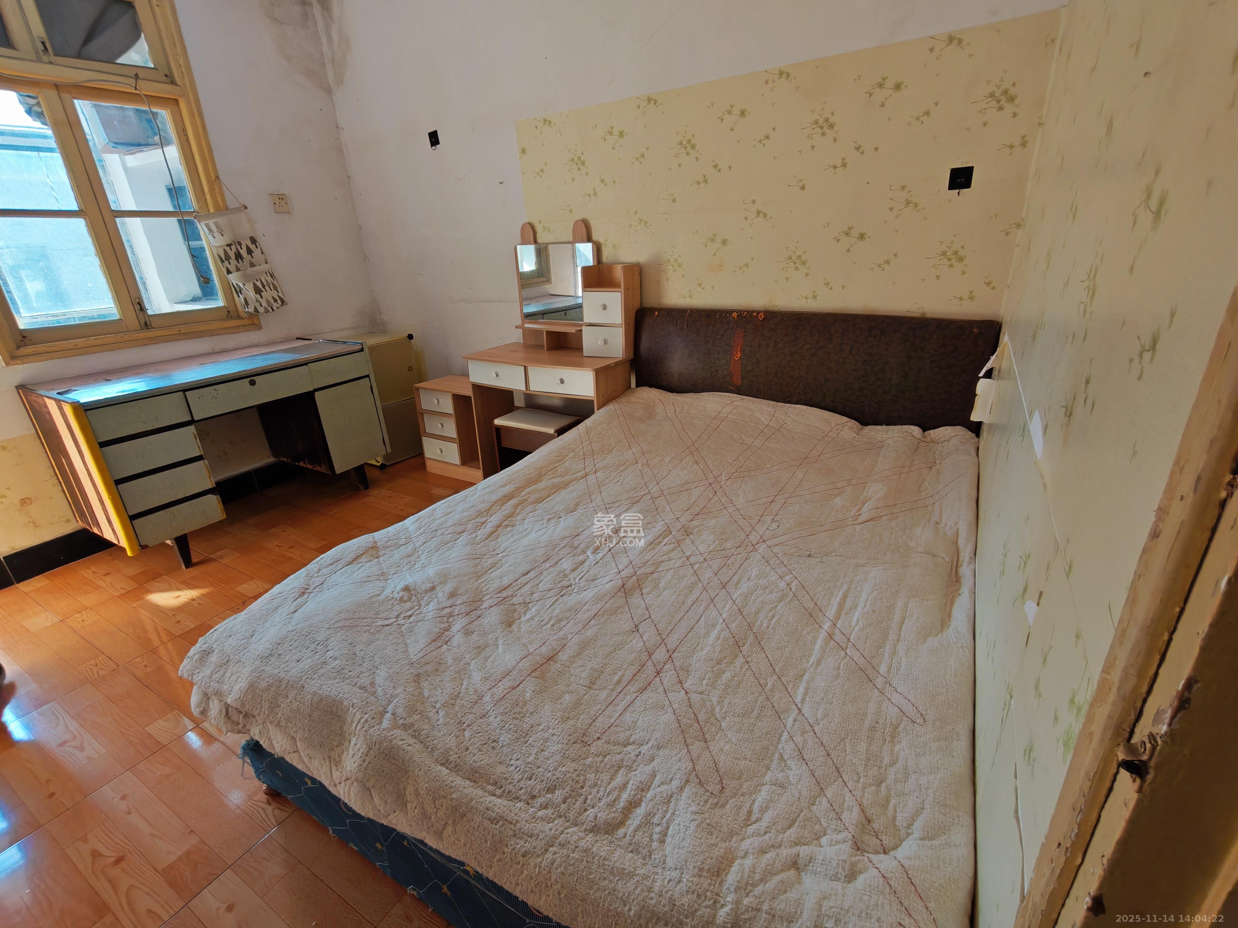 老鸦冲小区  1室1厅1卫    800.0元/月室内图