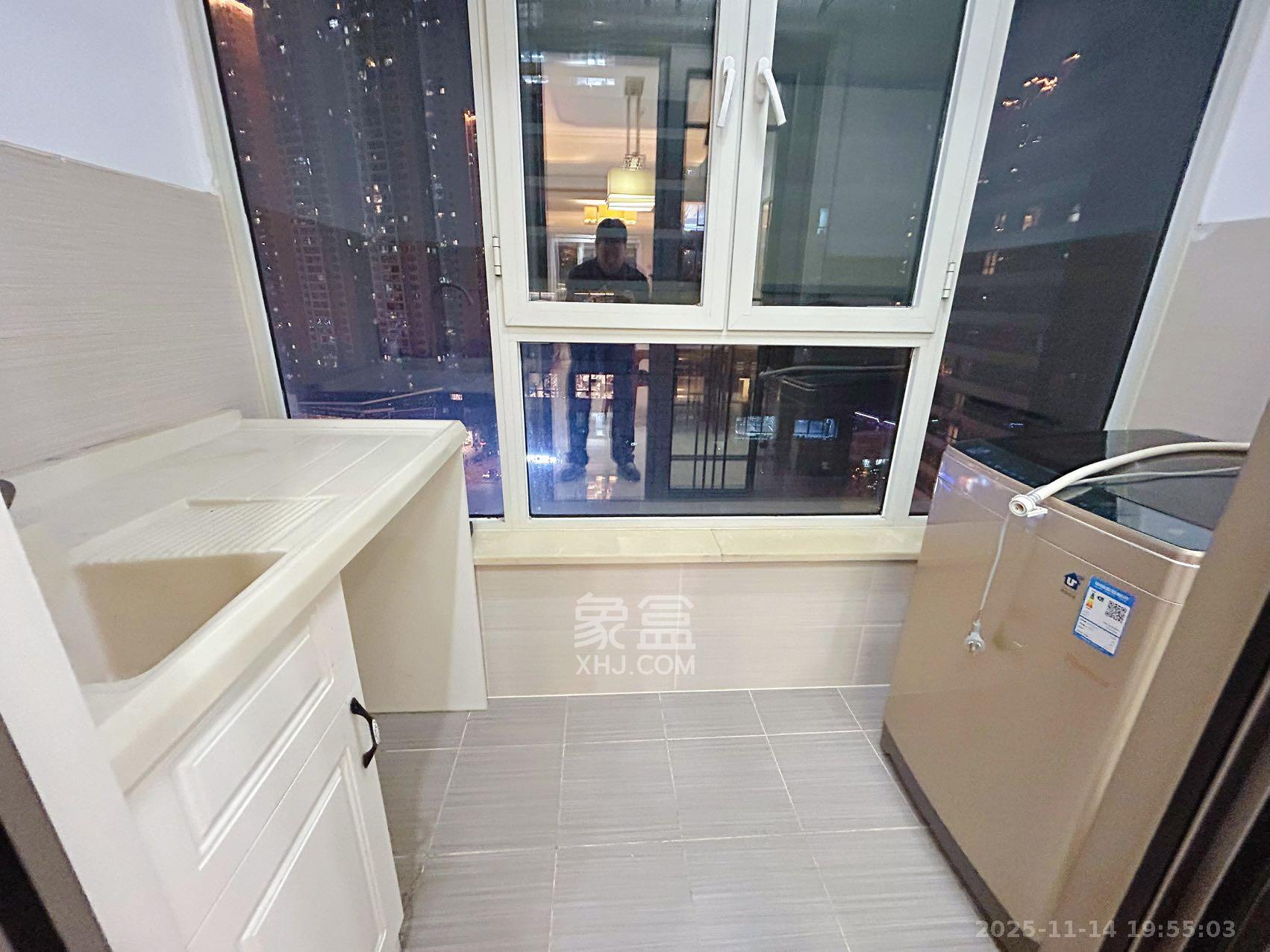 北辰三角洲B2E2区  3室2厅2卫    3800.0元/月室内图