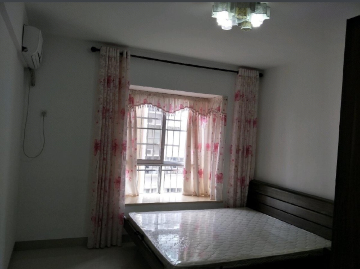 宁江花园  3室2厅2卫    2600.0元/月室内图