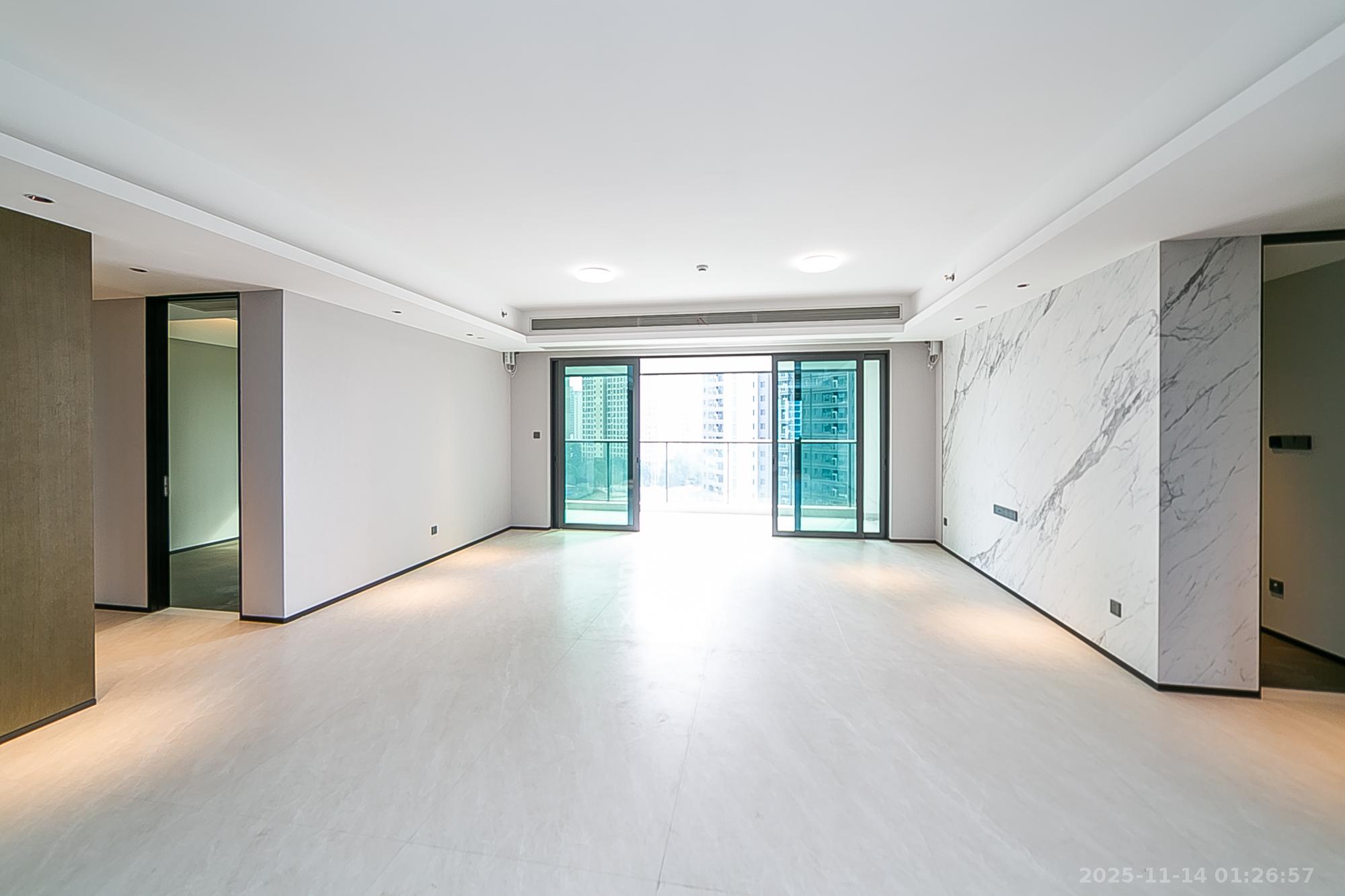 中海阅湘台 1室0厅0卫 368.0万 中海阅湘台 1室0厅0卫 368.0万客厅