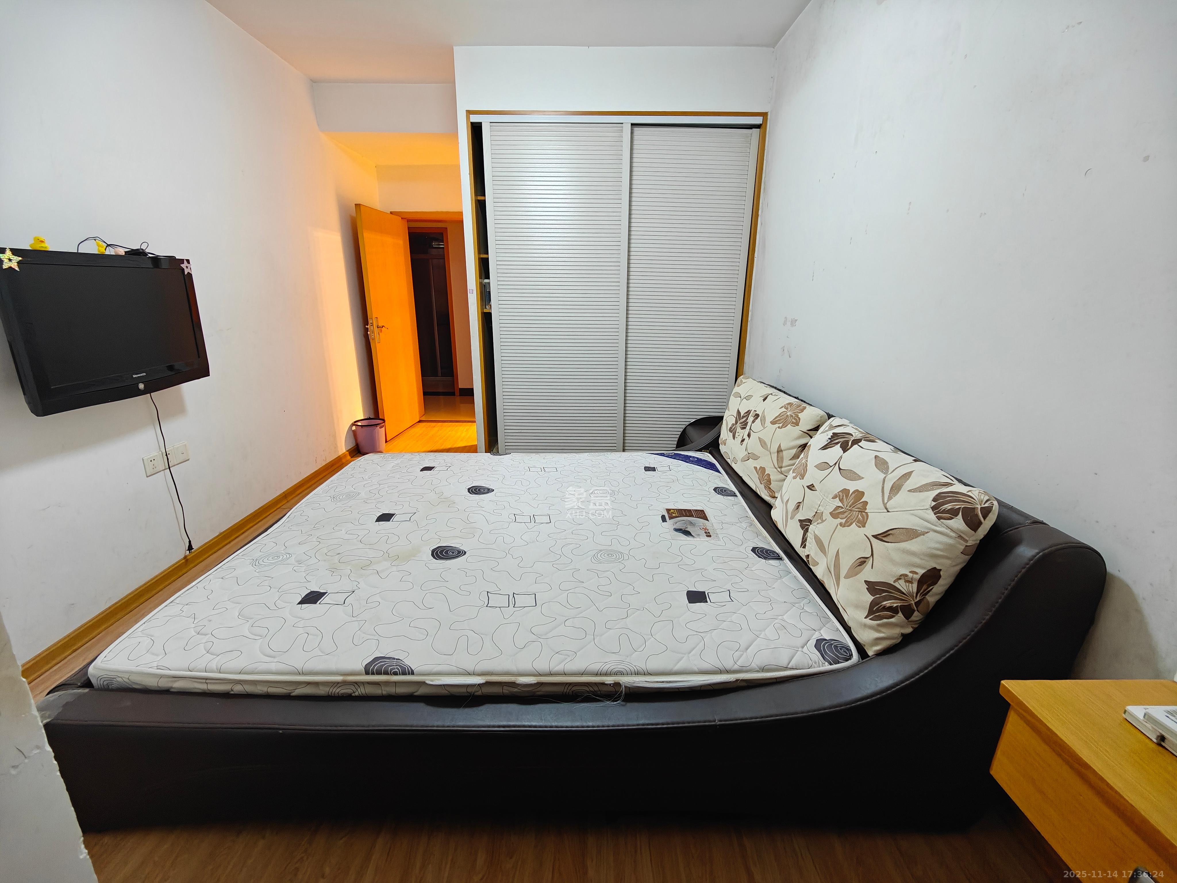 西子湖畔沃府 3室2厅2卫 3000.0元/月 西子湖畔沃府 3室2厅2卫 3000.0元/月室内图