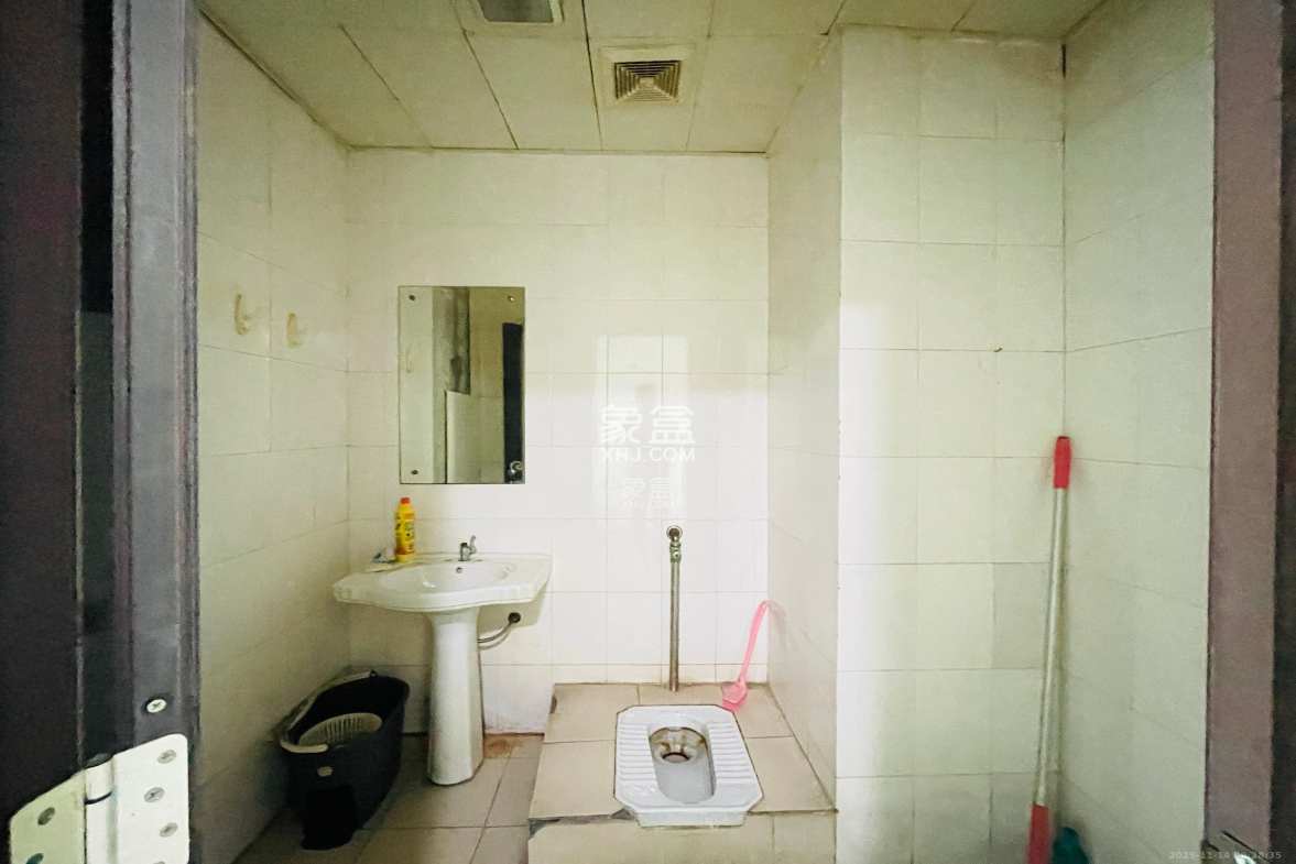 上城星座 1室0厅1卫 1200.0元/月 上城星座 1室0厅1卫 1200.0元/月室内图