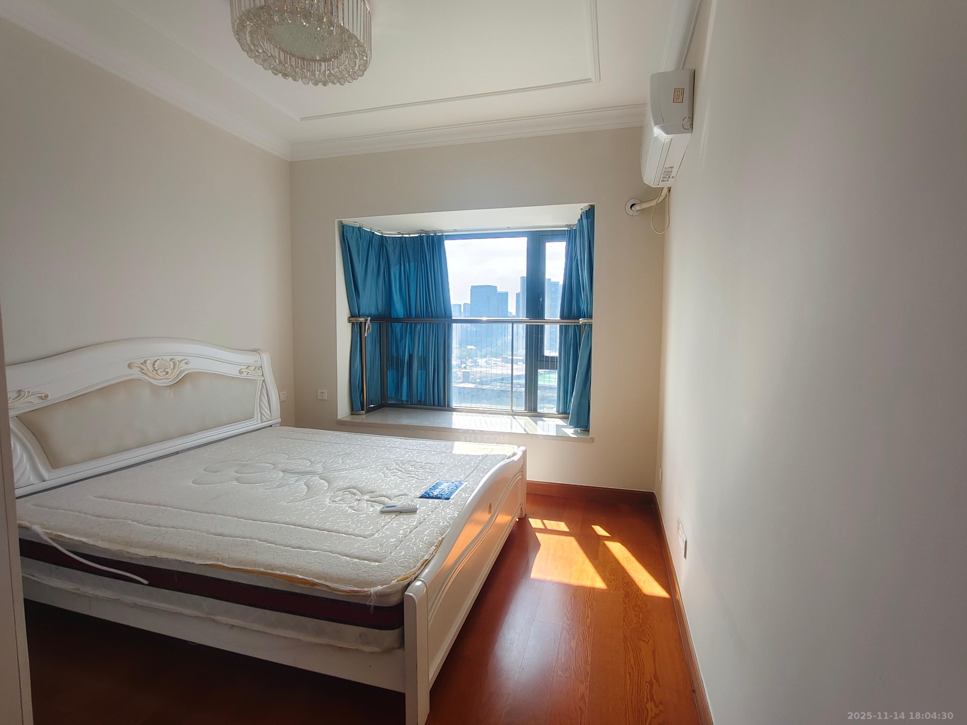 恒大林溪郡  3室2厅2卫    1700.0元/月室内图