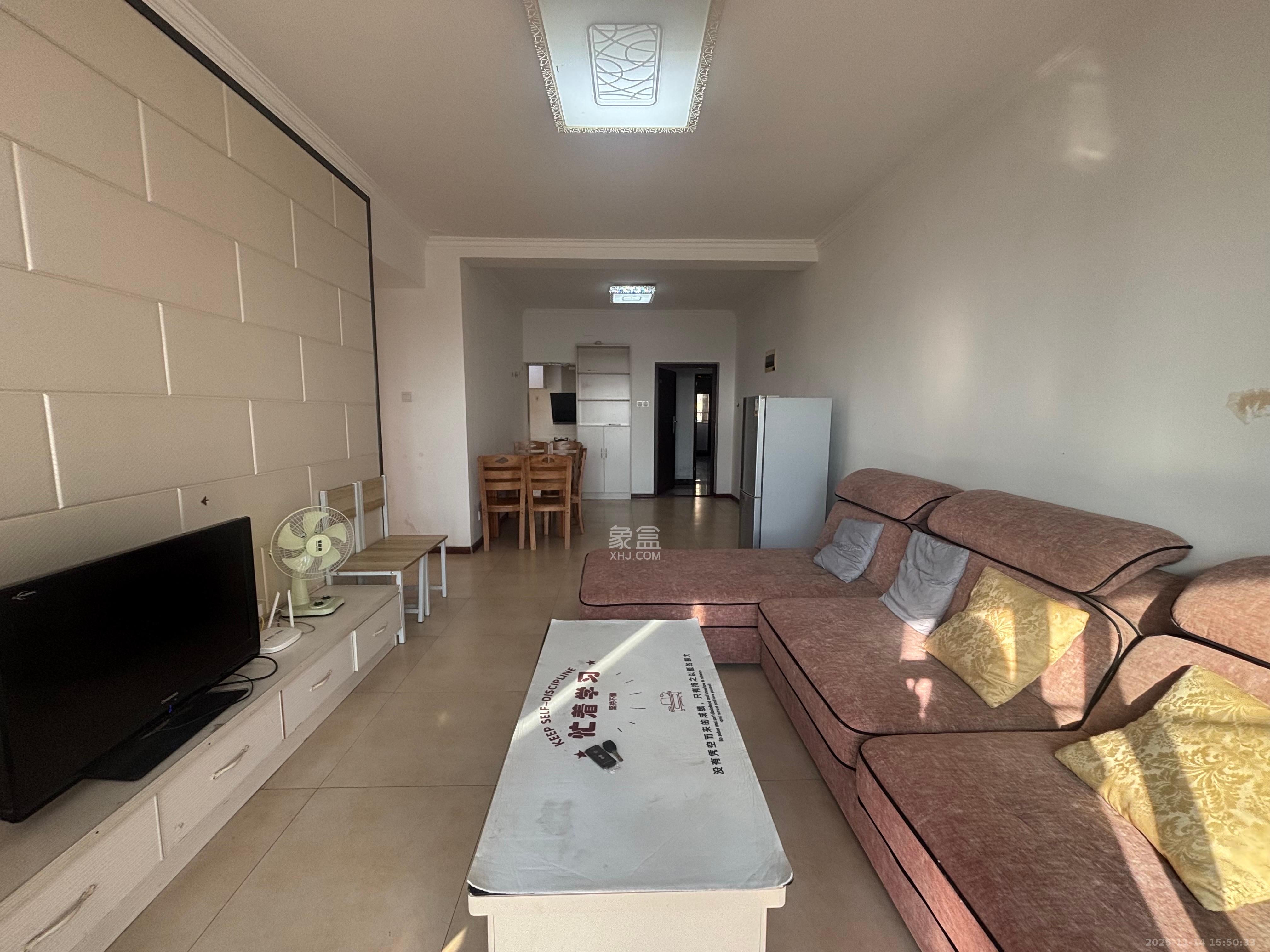 中建芙蓉嘉苑 3室2厅2卫 2200.0元/月 中建芙蓉嘉苑 3室2厅2卫 2200.0元/月室内图