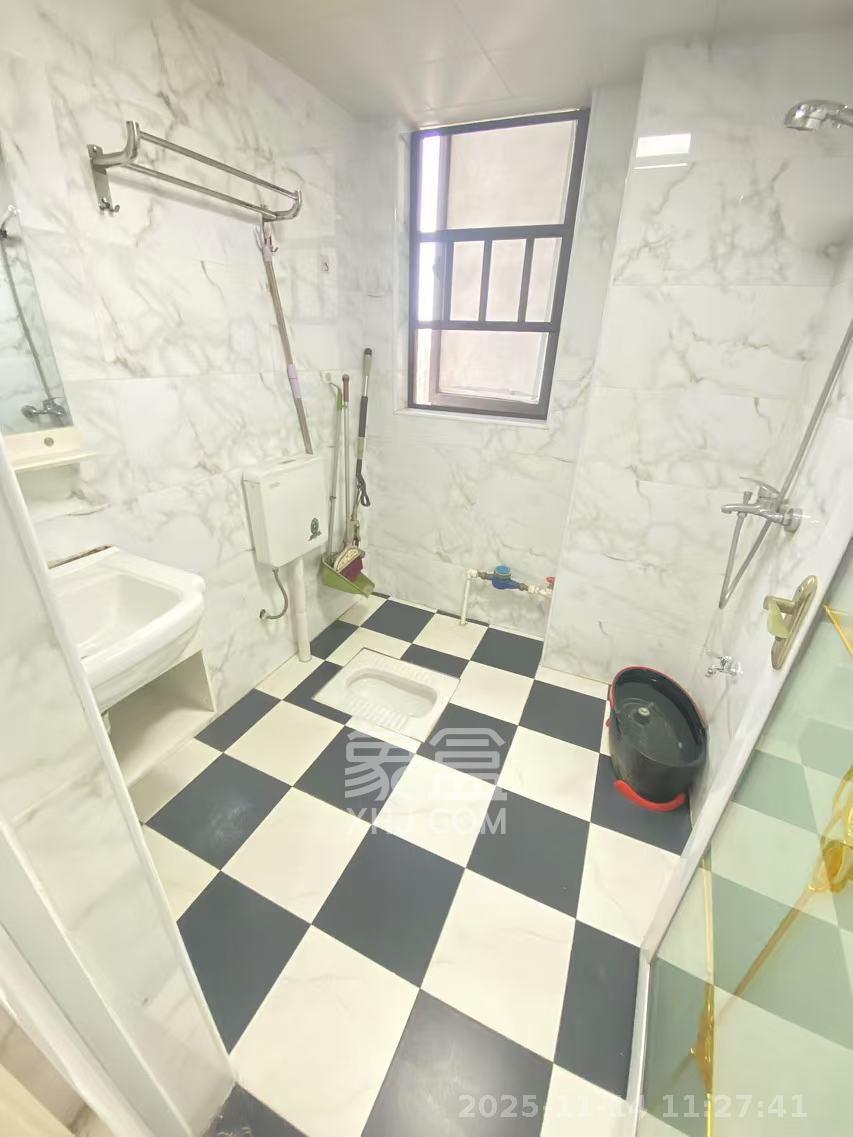 东宜兰园  1室1厅1卫    1300.0元/月室内图