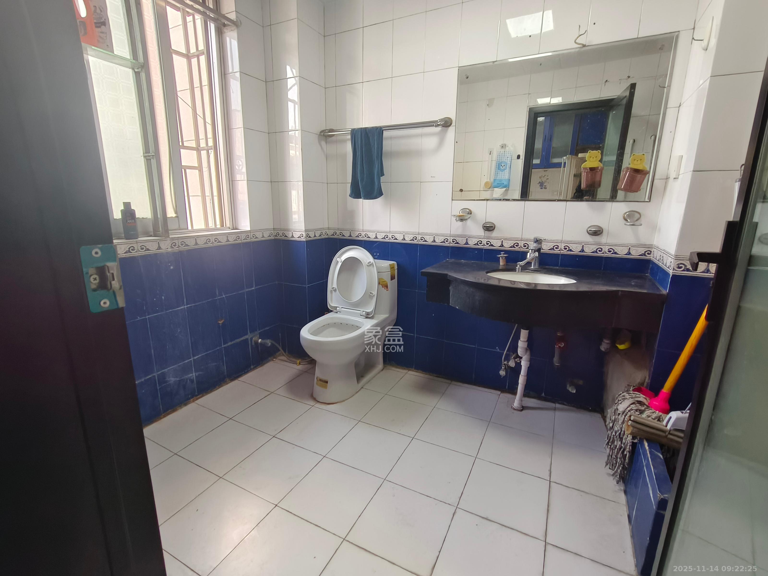 席草田散盘  2室2厅1卫    2600.0元/月室内图