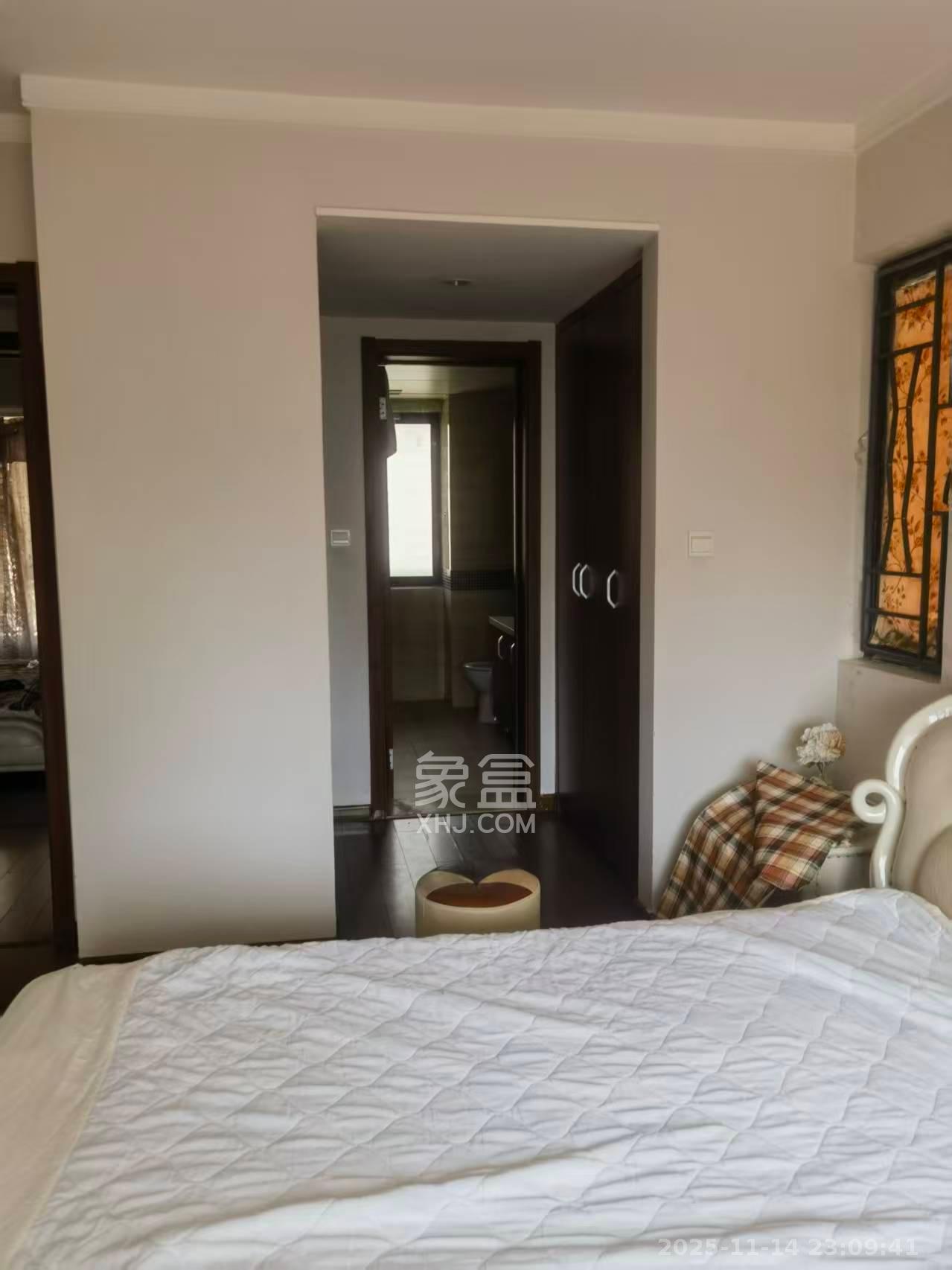 万科金域华府一期 3室2厅2卫 3300.0元/月 万科金域华府一期 3室2厅2卫 3300.0元/月室内图