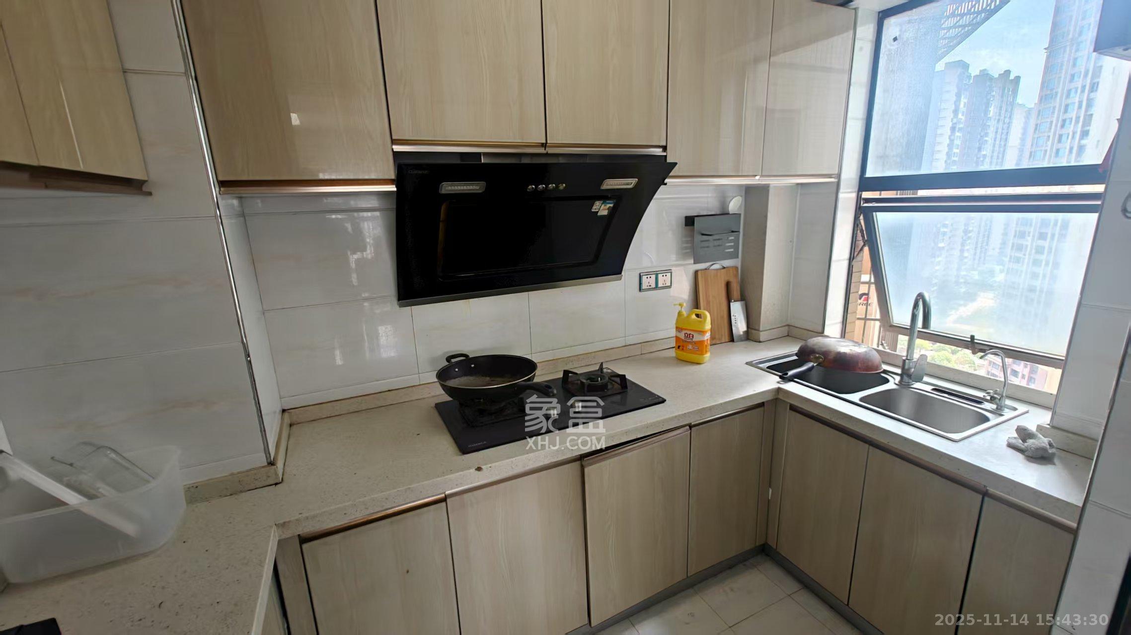 方略城市广场  3室2厅1卫    2200.0元/月室内图