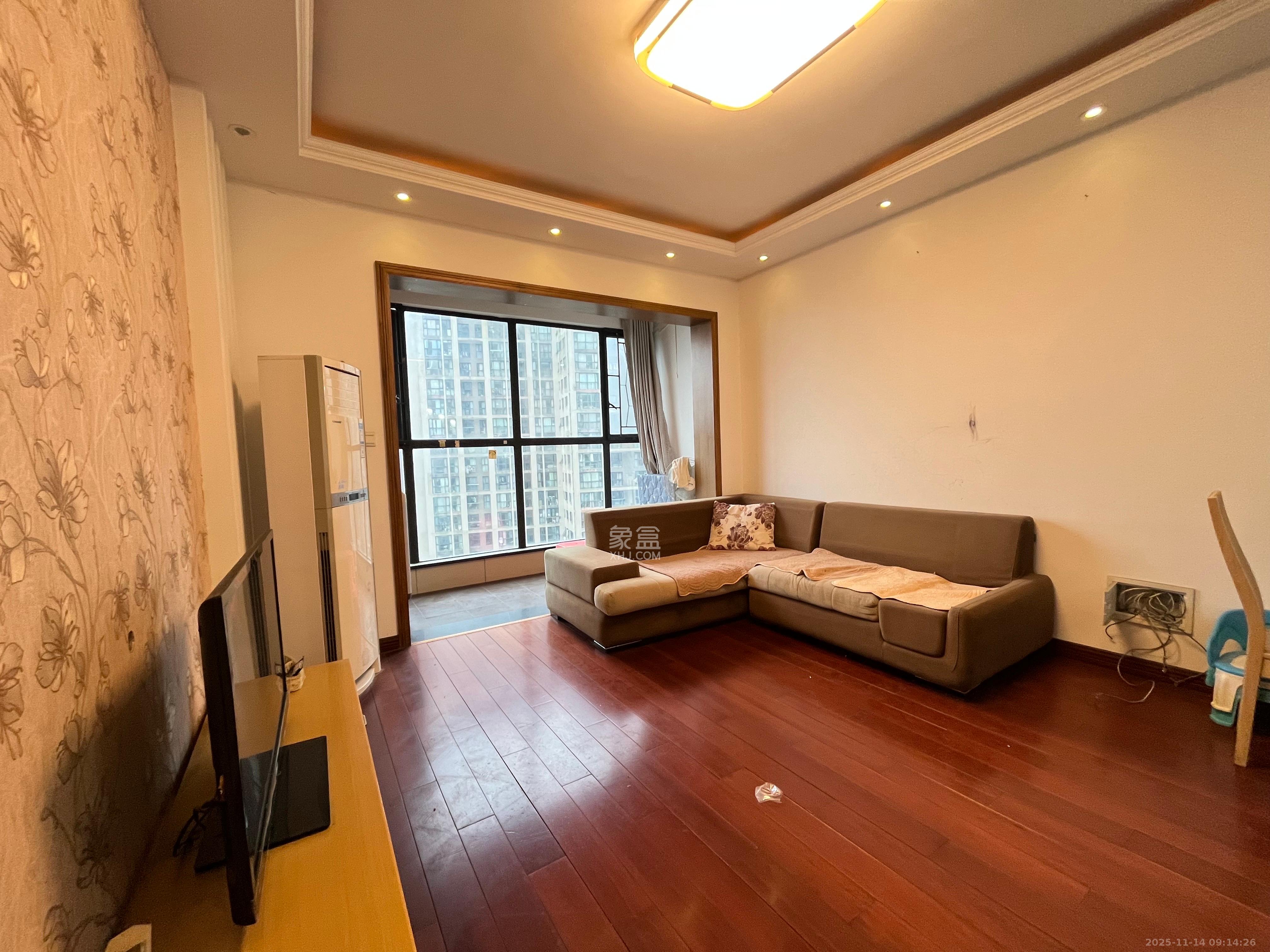 金土地第一湾 2室2厅1卫 2200.0元/月 金土地第一湾 2室2厅1卫 2200.0元/月室内图