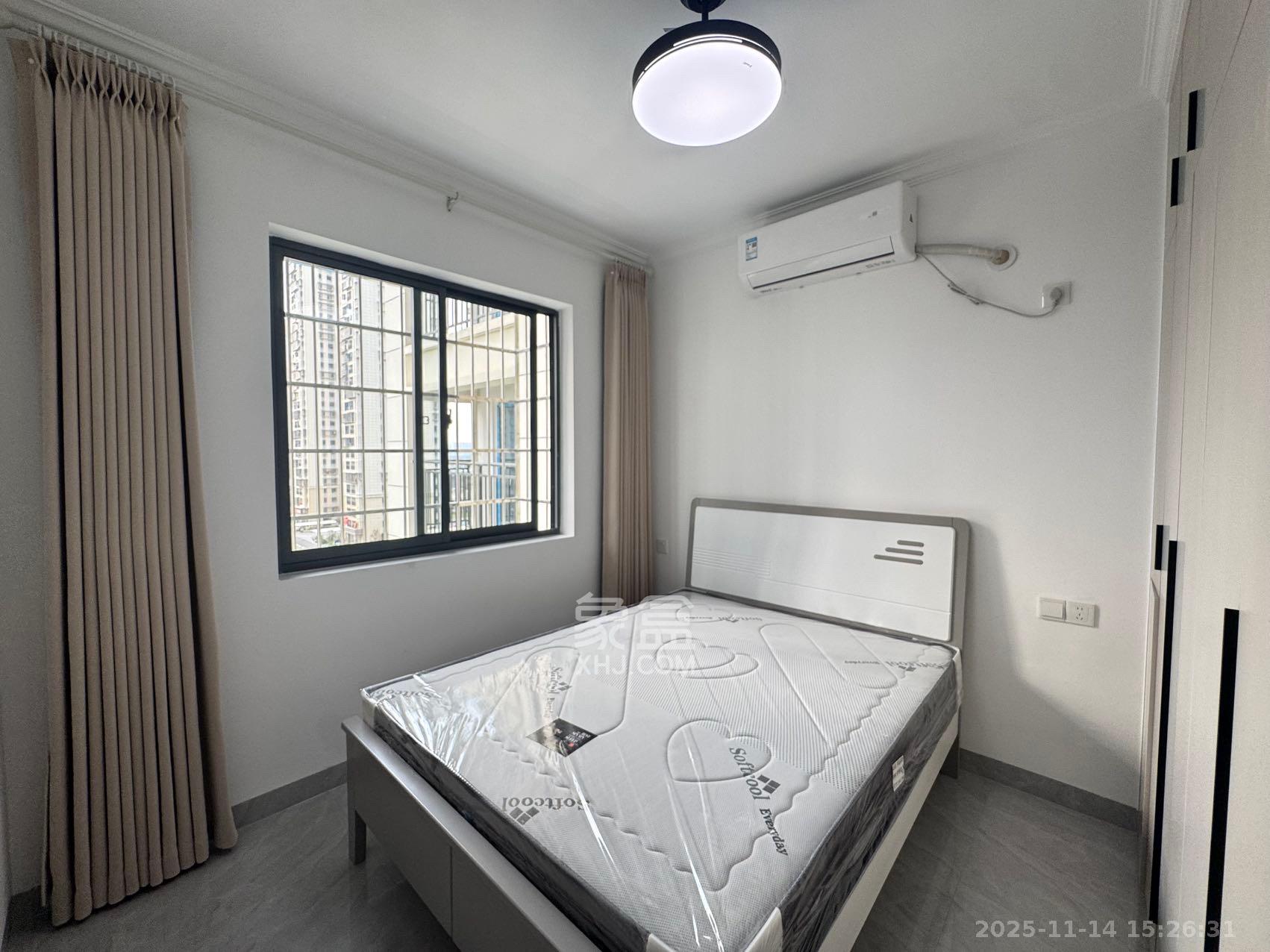 和景家园二期  2室1厅1卫    1800.0元/月室内图