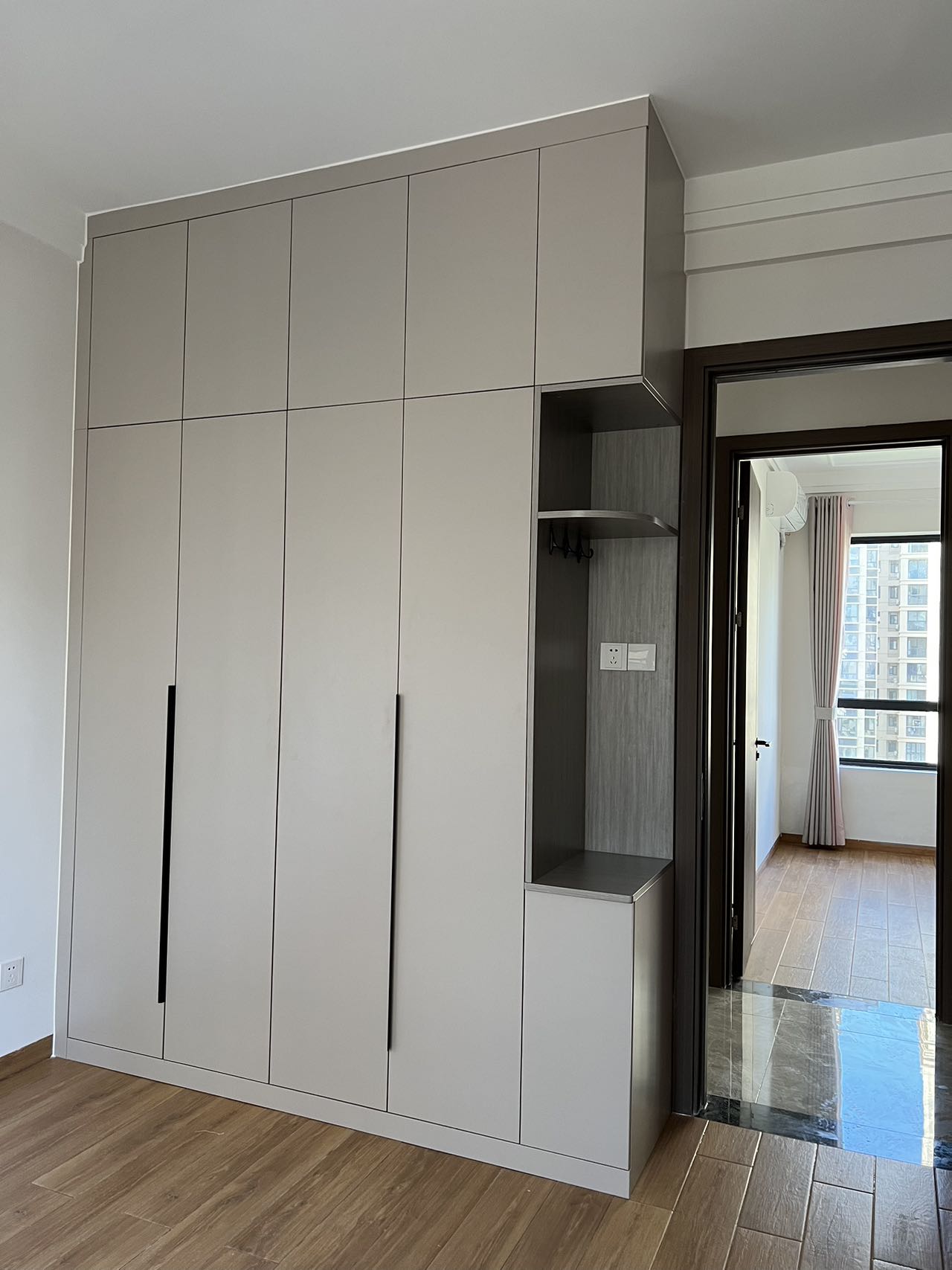 华府蓝湾  4室2厅2卫    3800.0元/月室内图