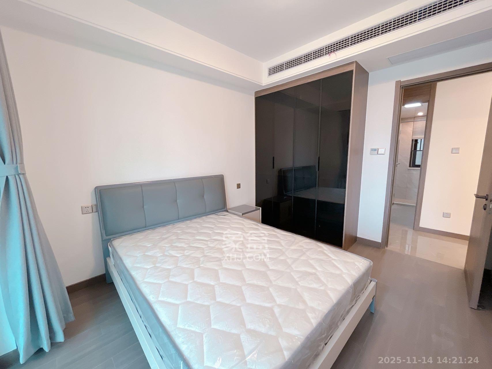 龙湖春江天玺 3室2厅2卫 4300.0元/月 龙湖春江天玺 3室2厅2卫 4300.0元/月室内图