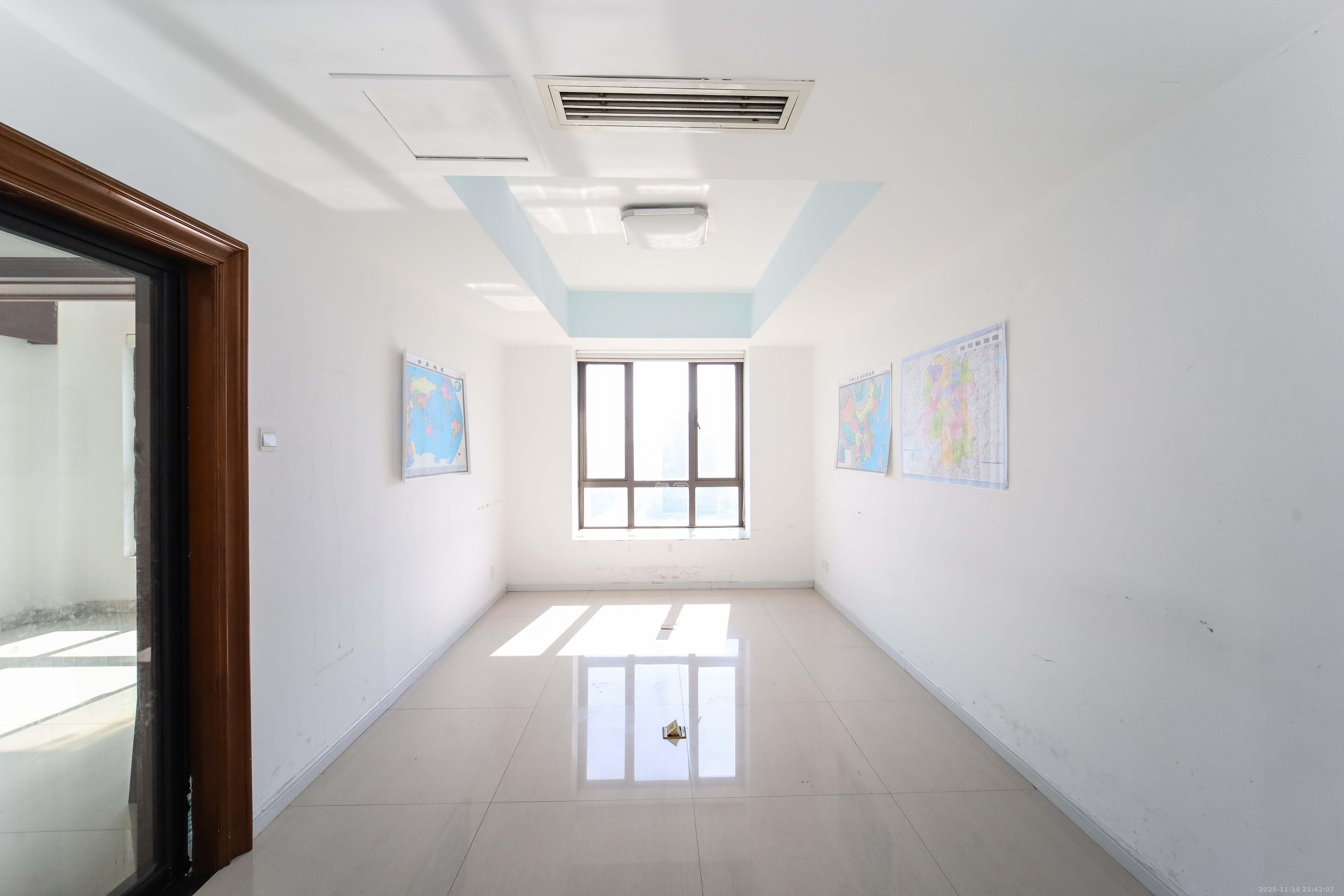 华晨国际公馆  2室1厅1卫    87.0万其他