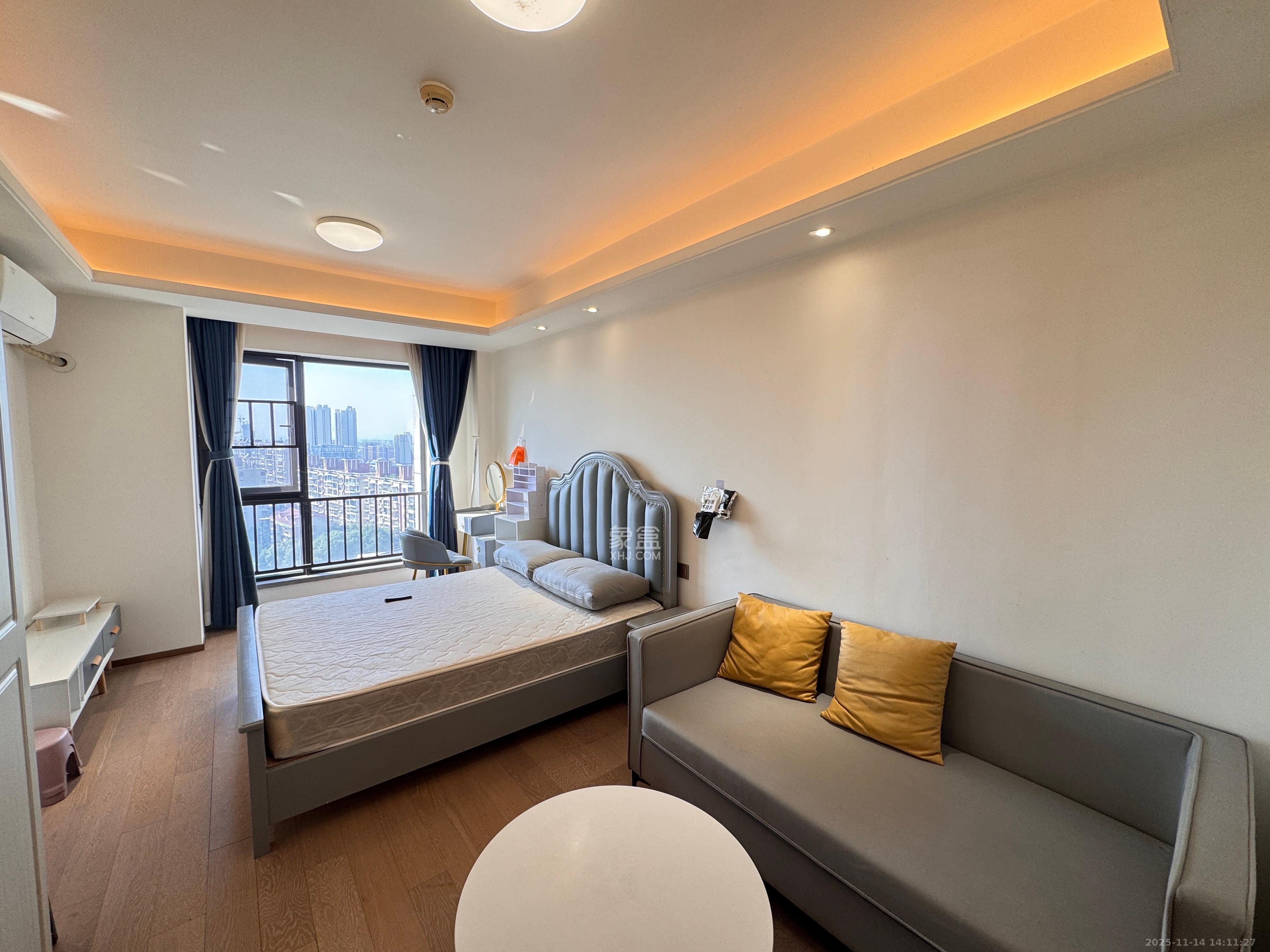 旭辉华宇南宸府  1室0厅0卫    1400.0元/月室内图